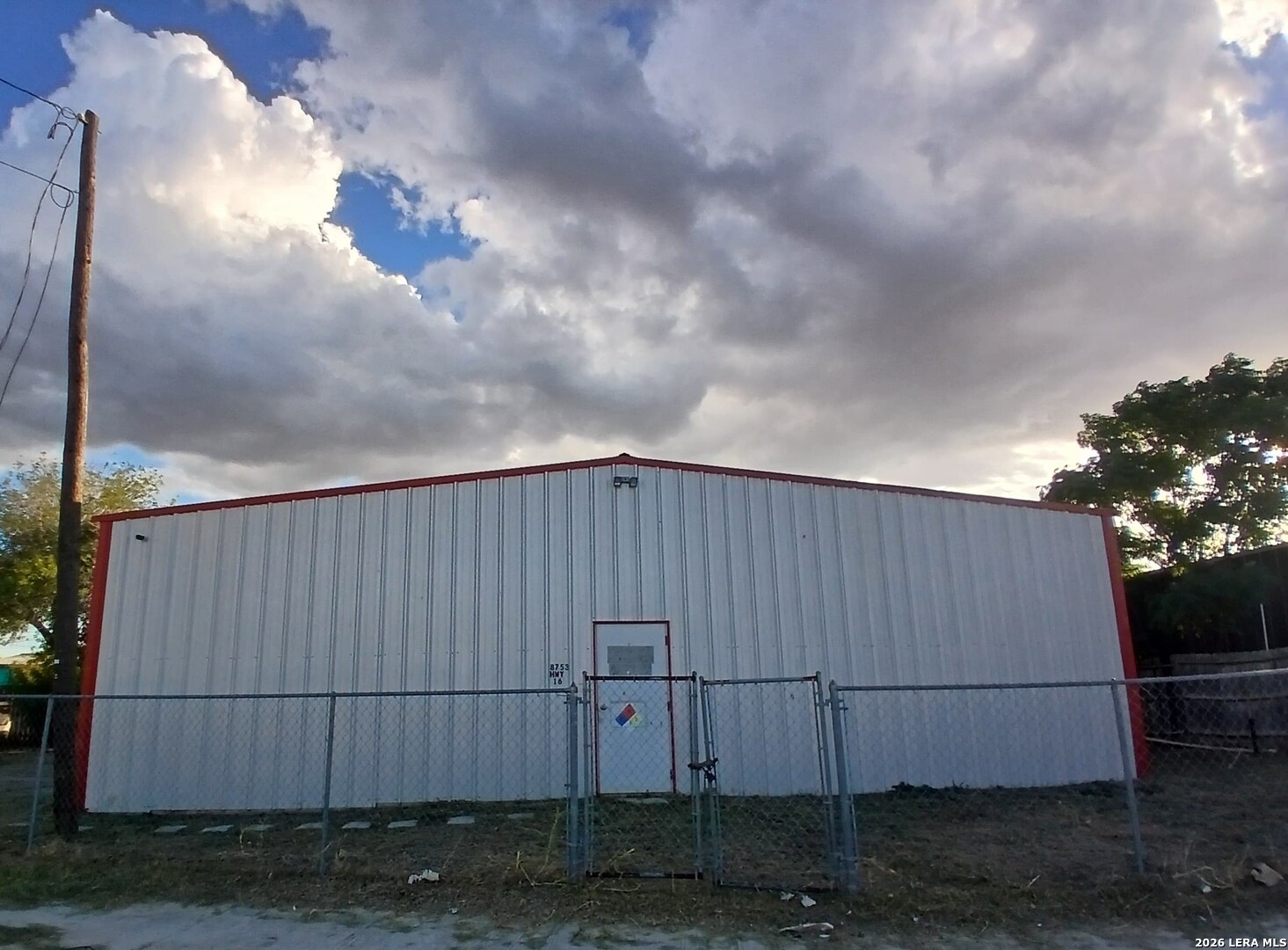 8753 N State Highway 16 — photo