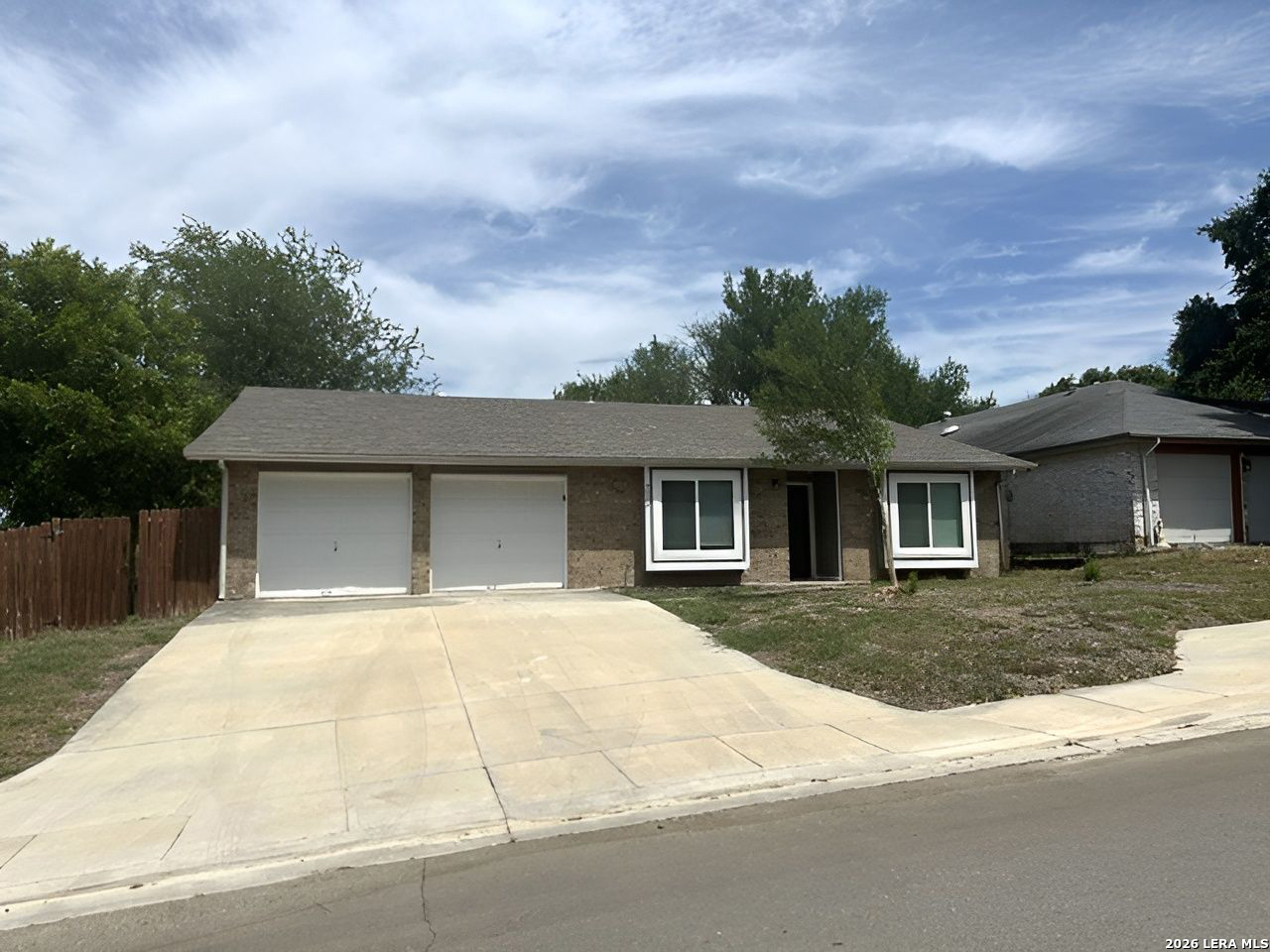 5022 Crestwood Drive — photo