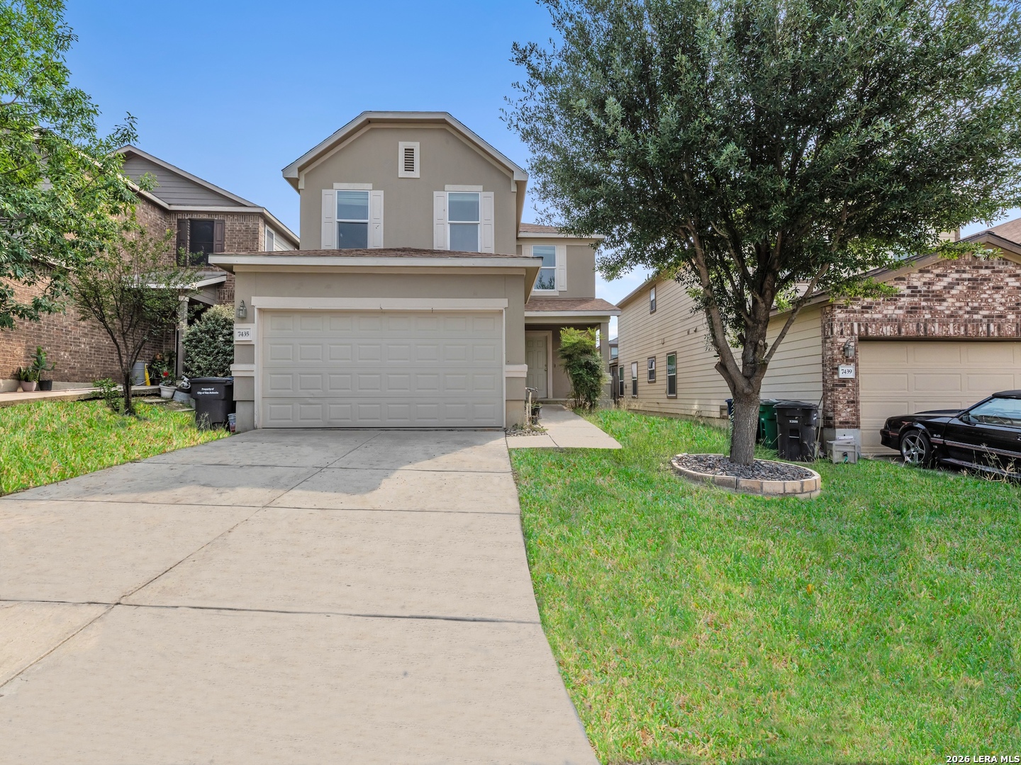 7435 Primrose Post — photo
