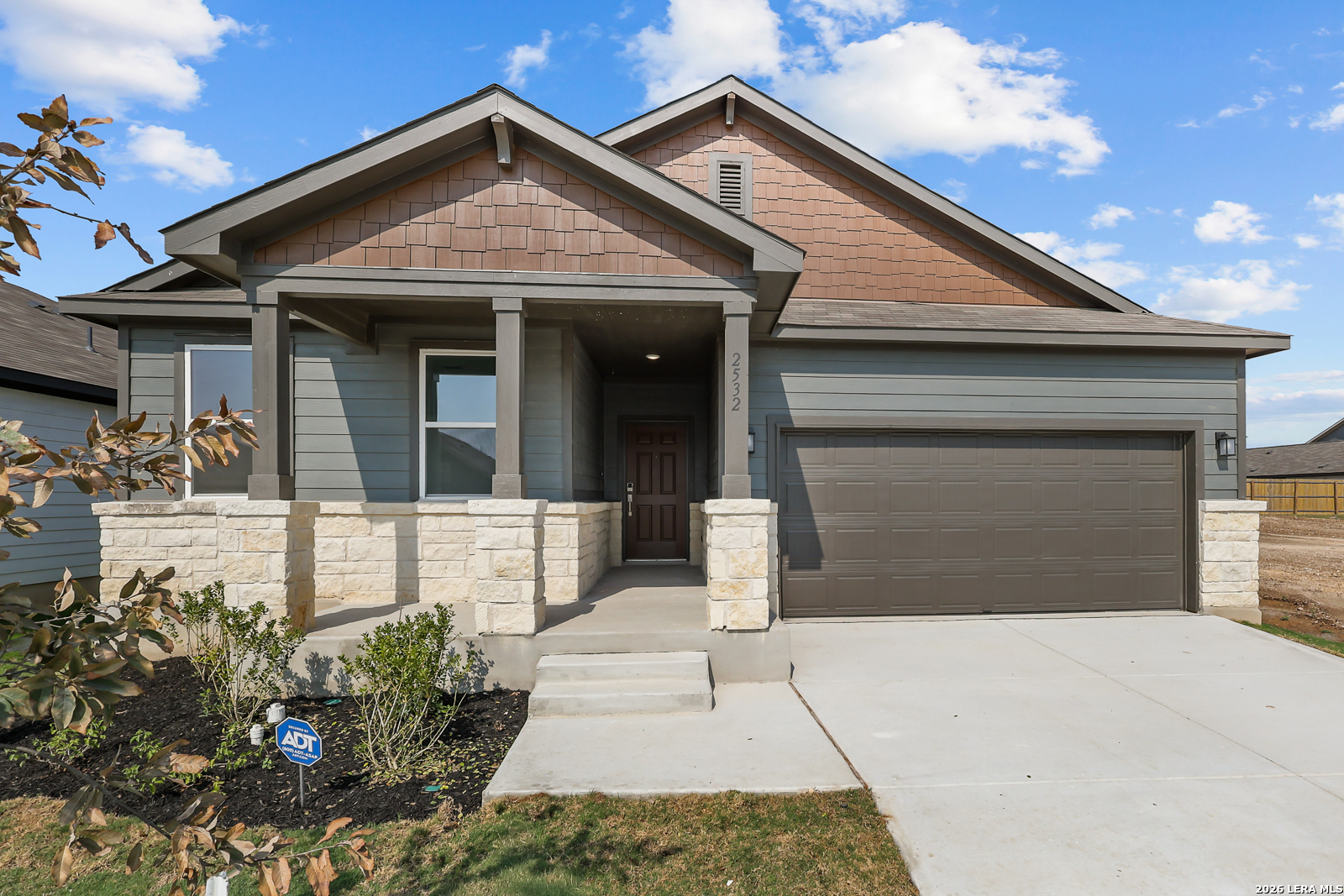 2532 Heritance Pass — photo