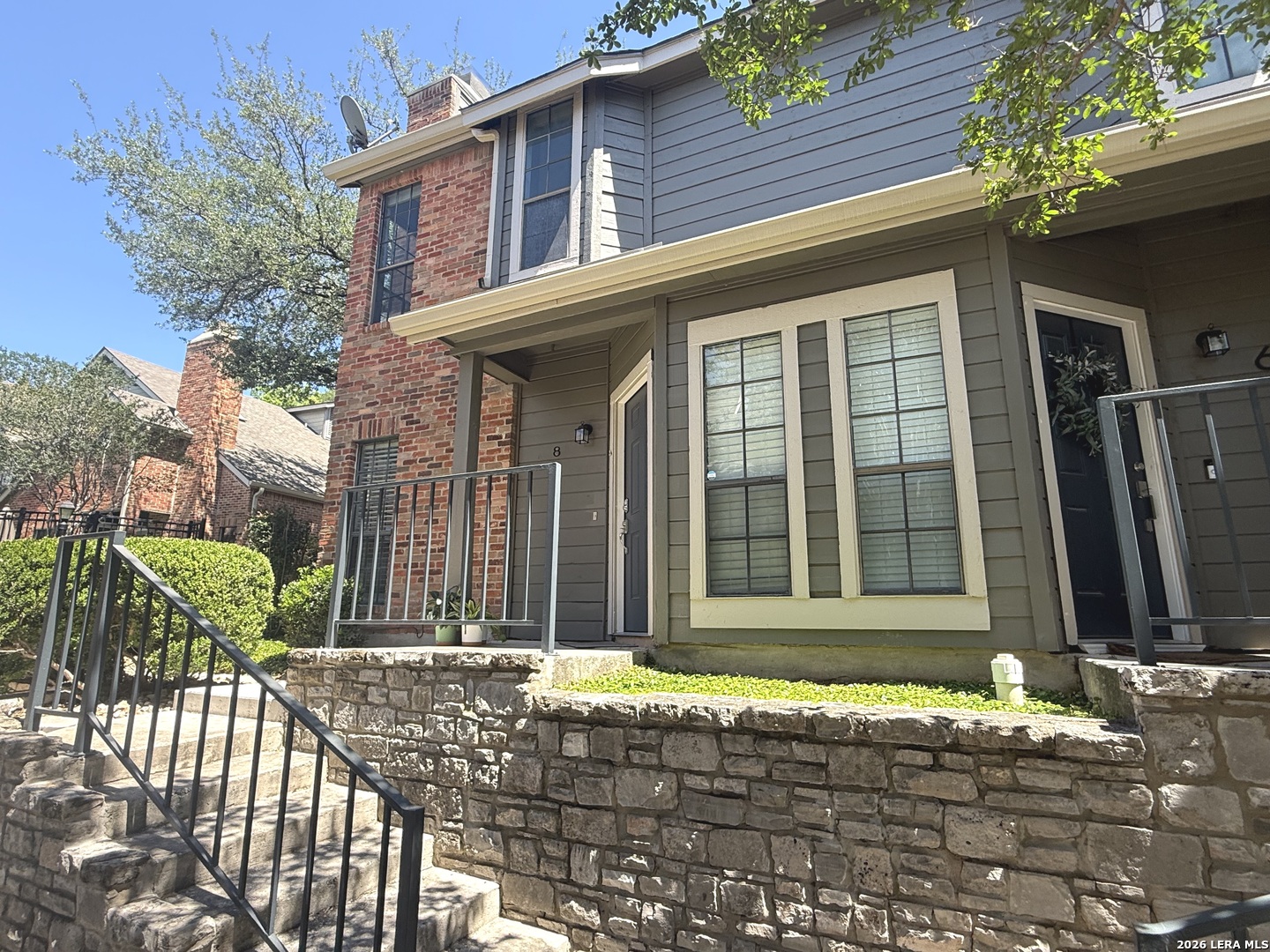 8 Chapel Hill Circle Blddg M Unit #8 — photo