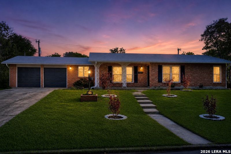 113 Aribe Drive — photo