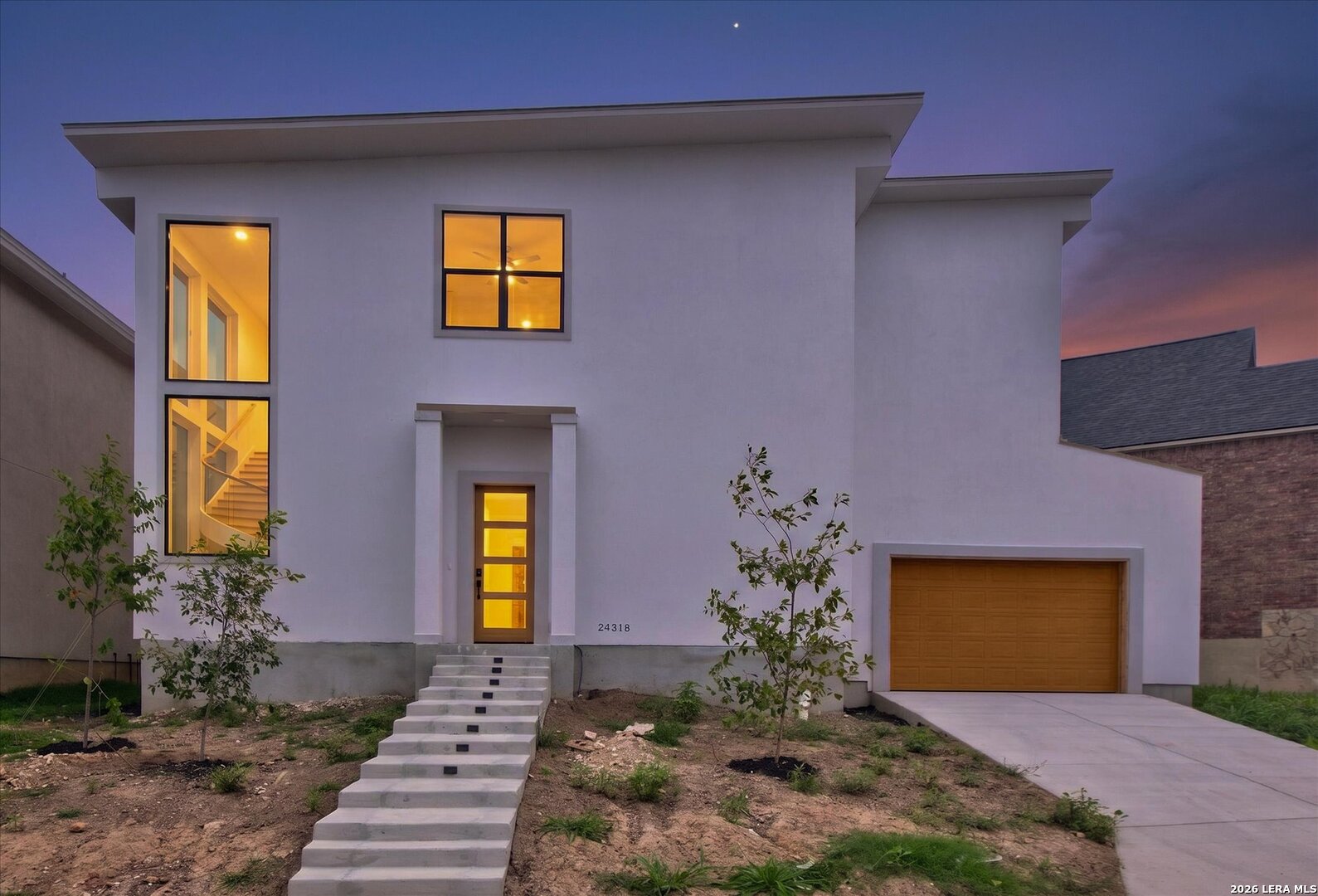 24318 Canyon Row — photo