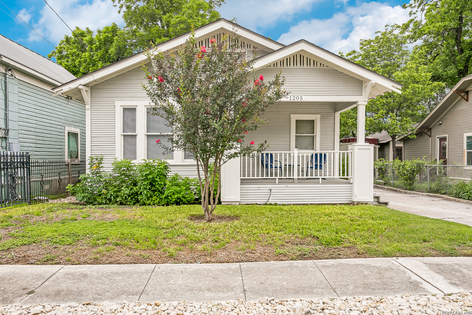 1205 Burnet Street — photo