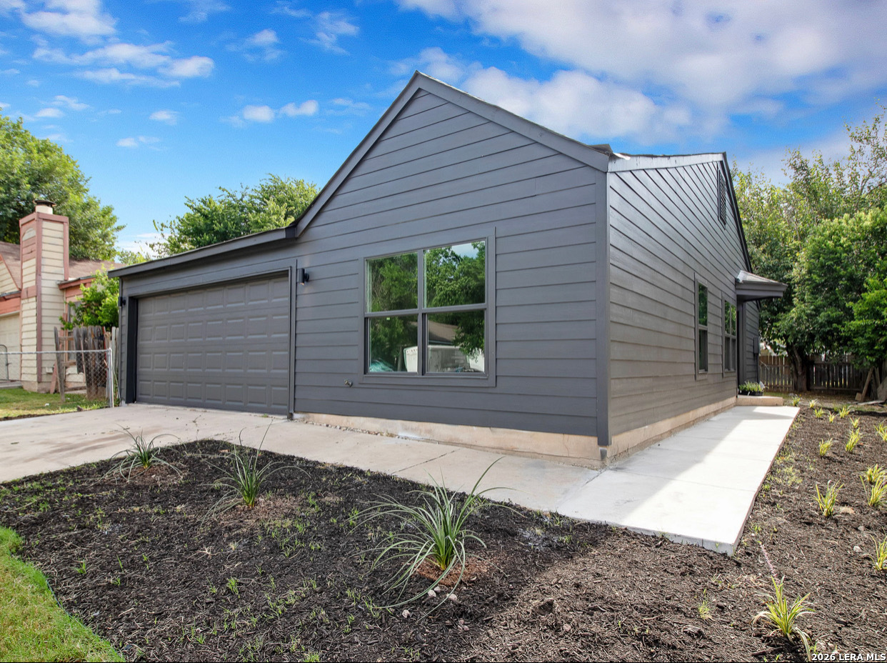 4014 Sunrise Creek Drive — photo