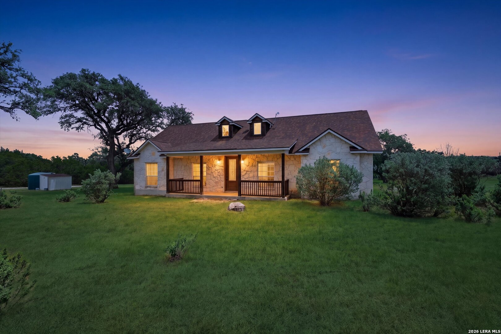 124 Majestic Oaks Drive — photo