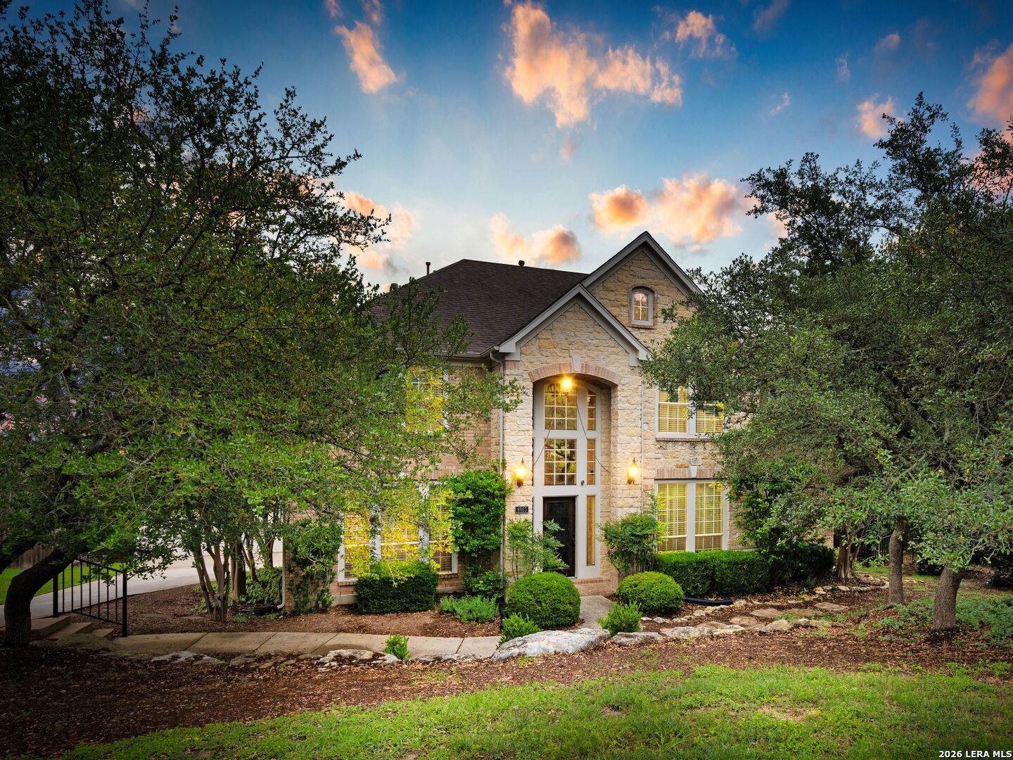 8903 Woodland Pass — photo