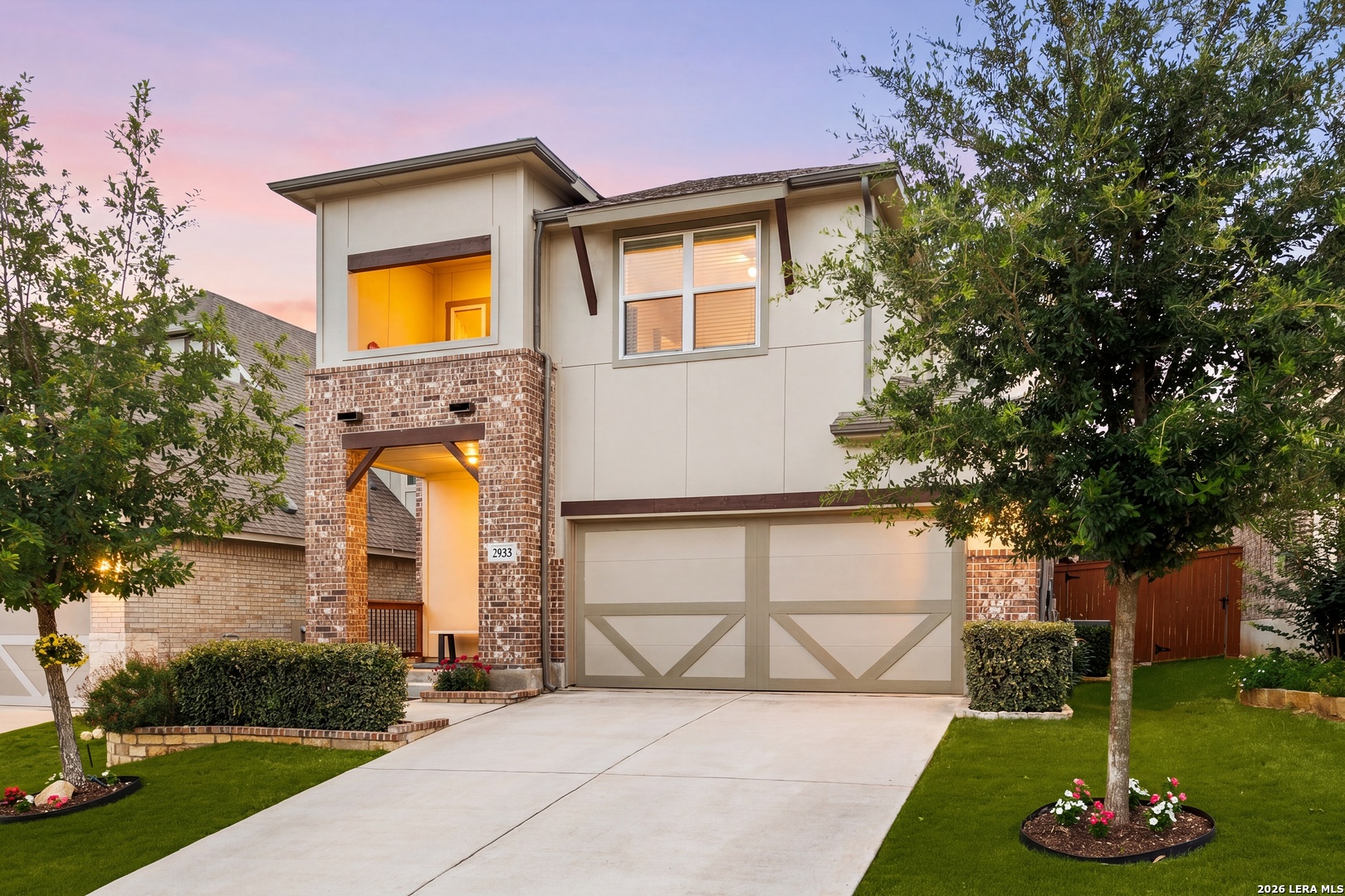 2055 Cowan Drive — photo