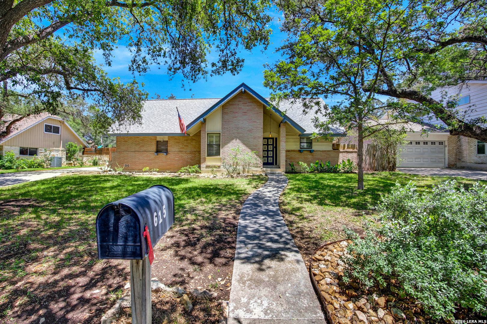 615 Serenade Drive — photo