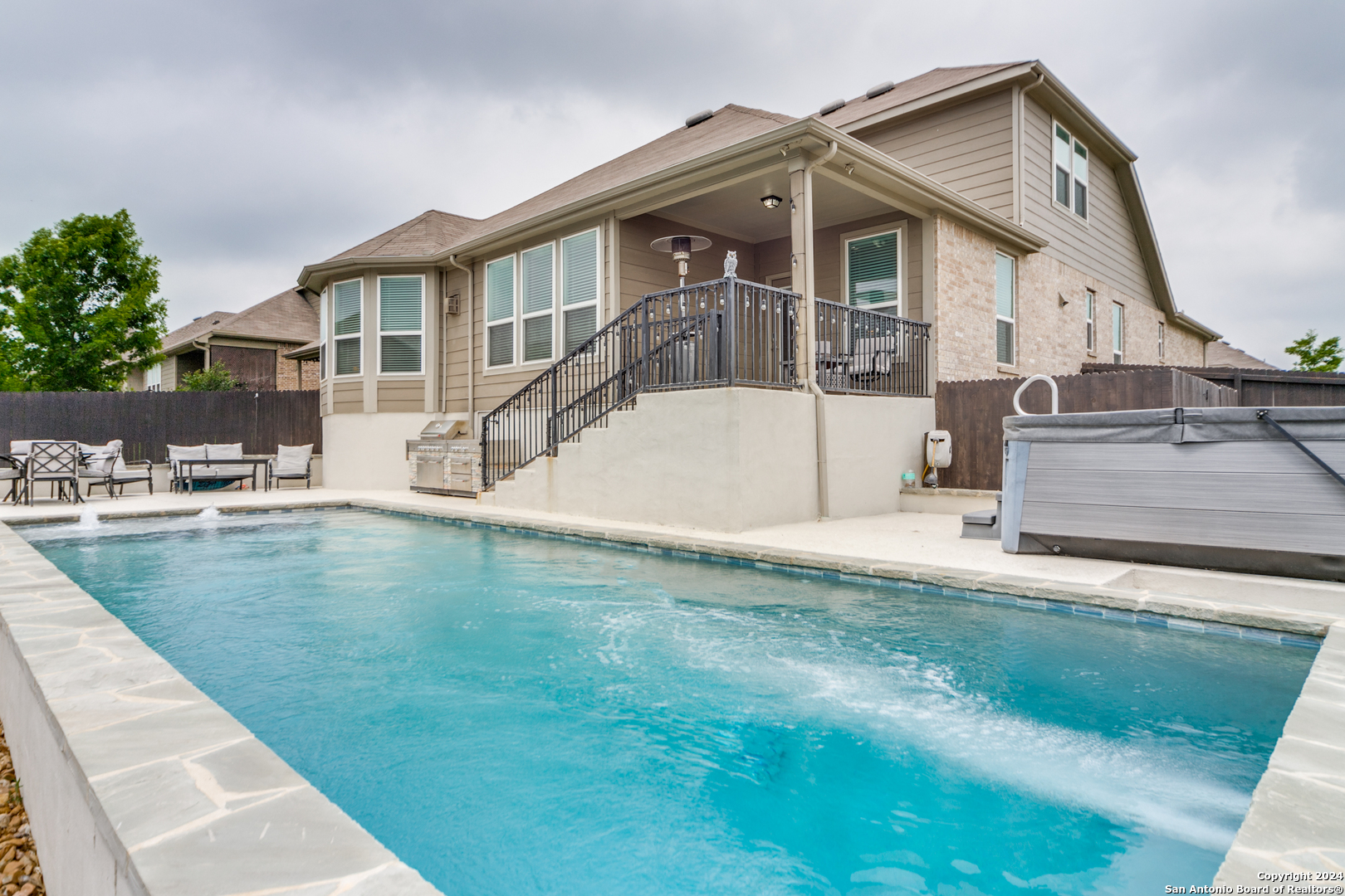 7604 Pecos Rdg — photo