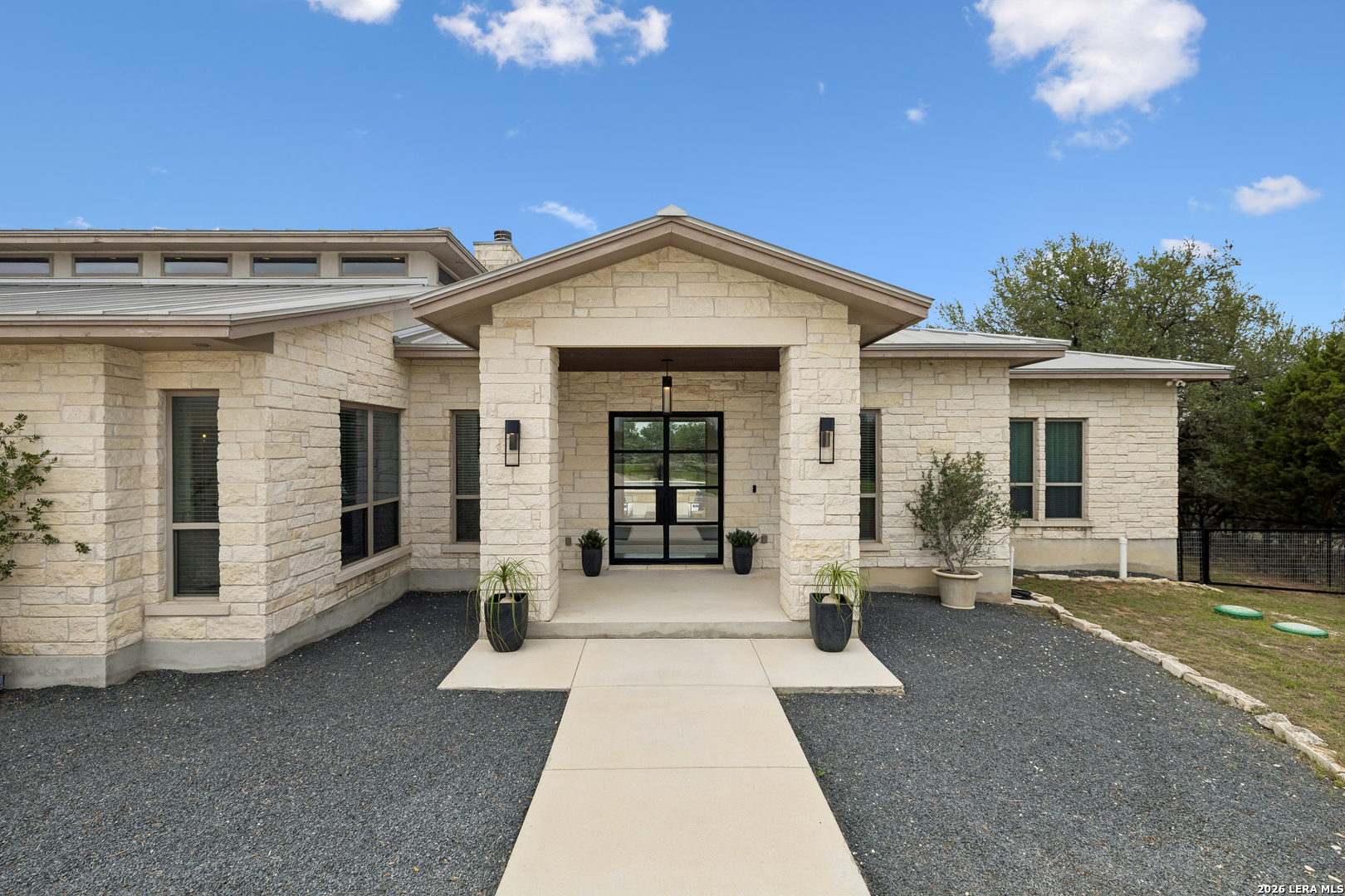3214 Comal Springs — photo