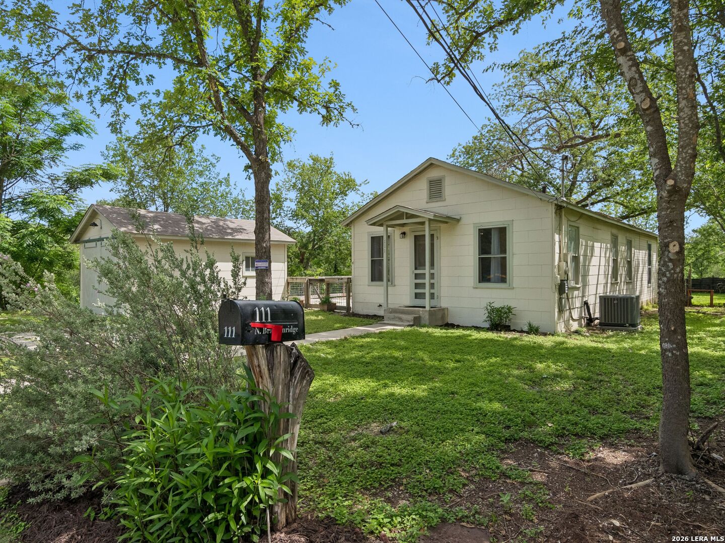 111 Brackenridge — photo