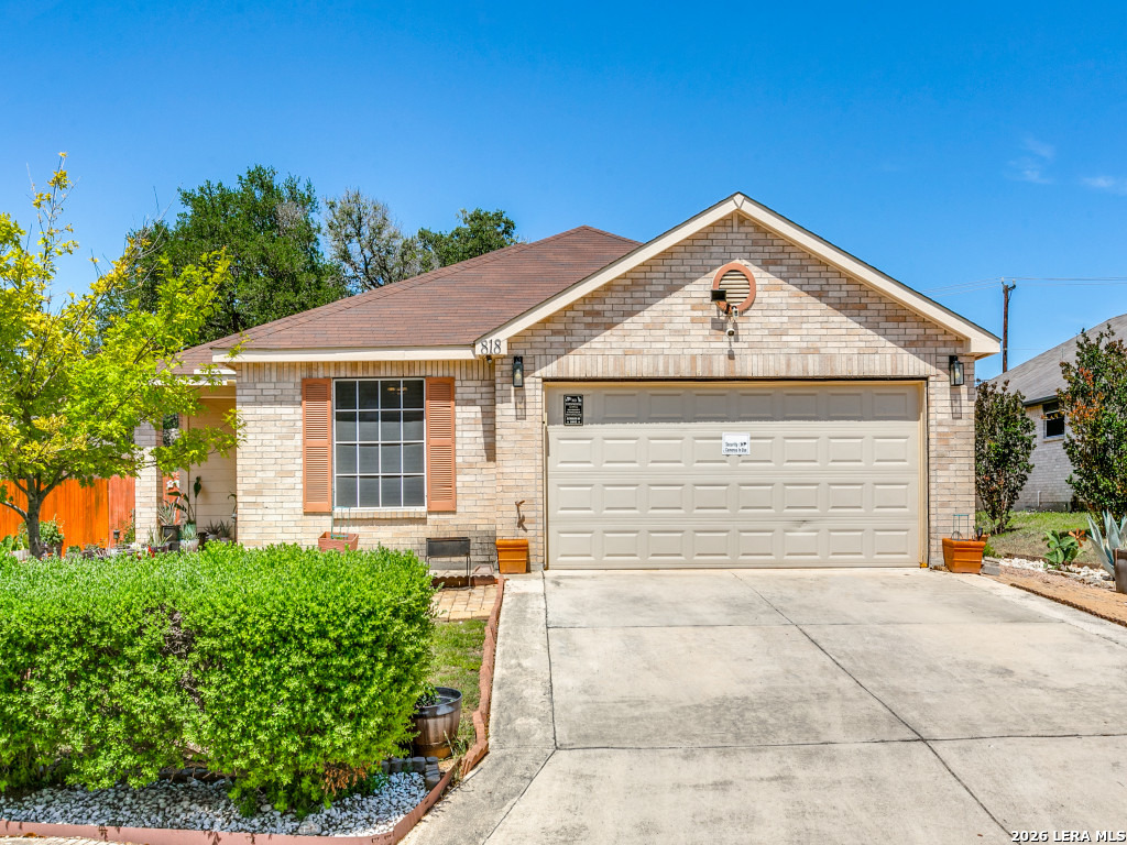 818 Creek Pebble — photo