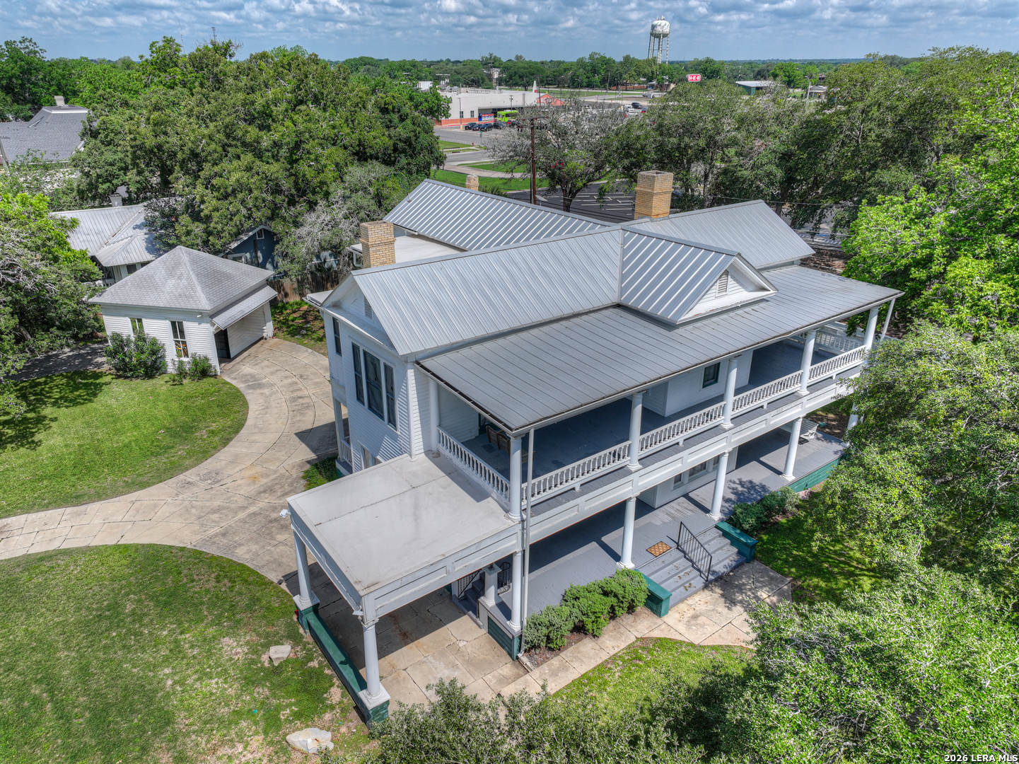 214 S Pecan Avenue — photo