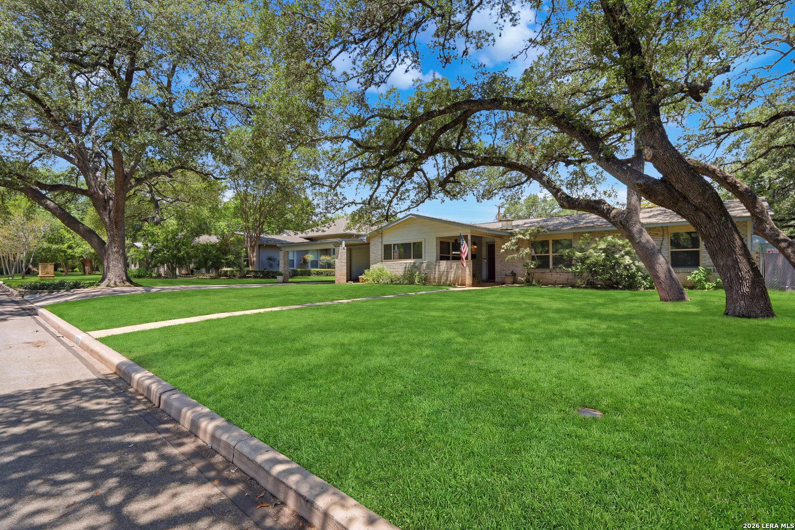 455 Laramie Drive — photo