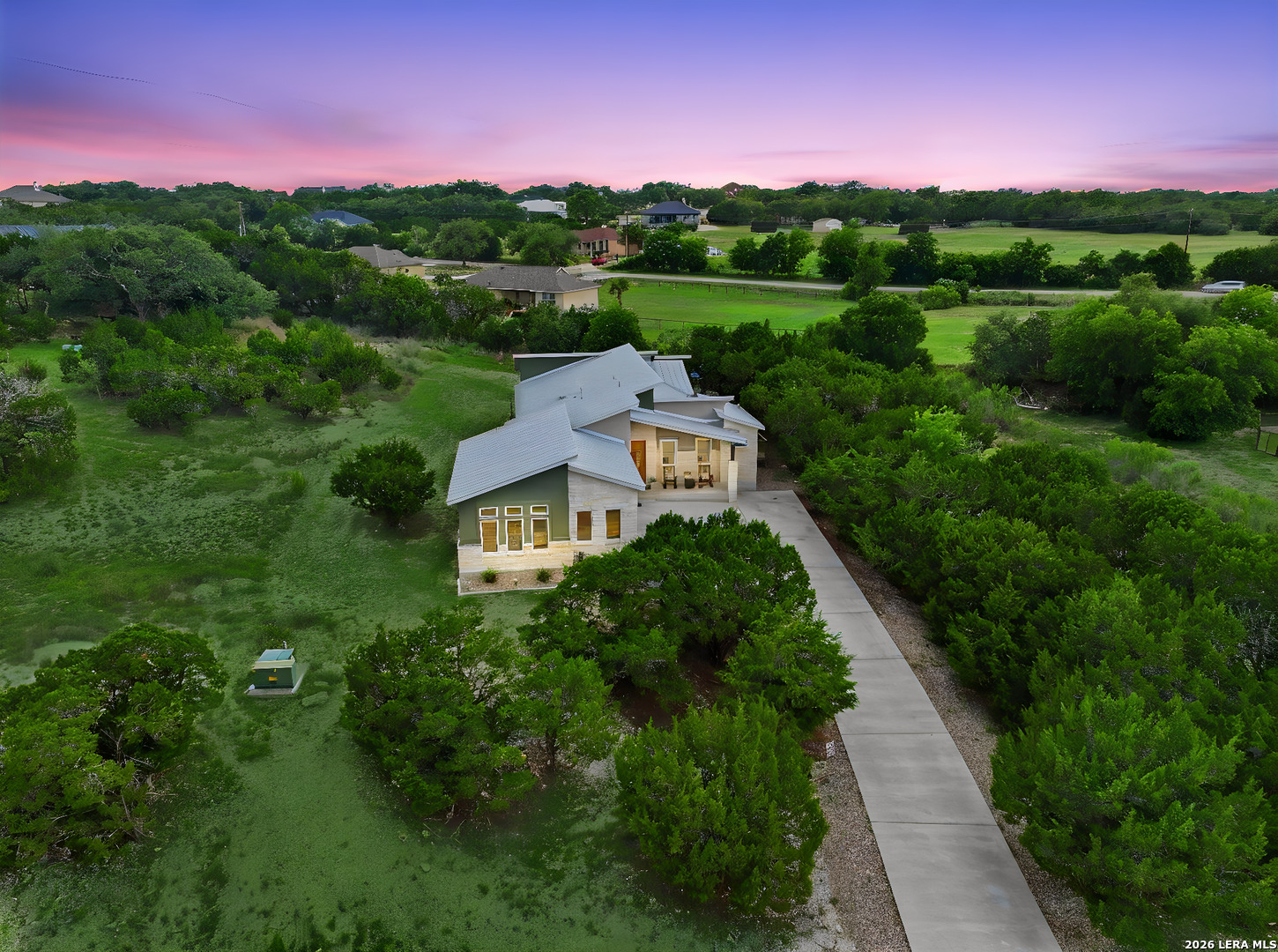 1108 Long Hollow Drive — photo