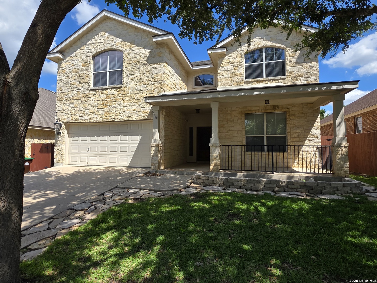 8514 Driftwood — photo