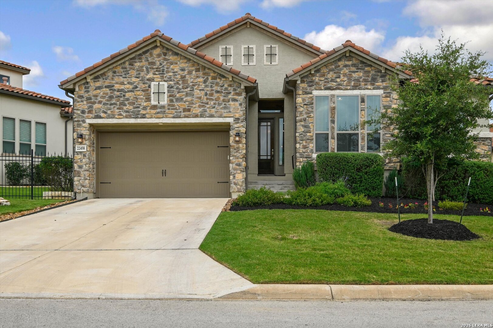 22458 Estacado — photo