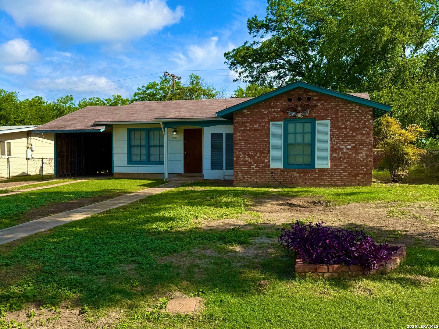 2423 Spicewood — photo