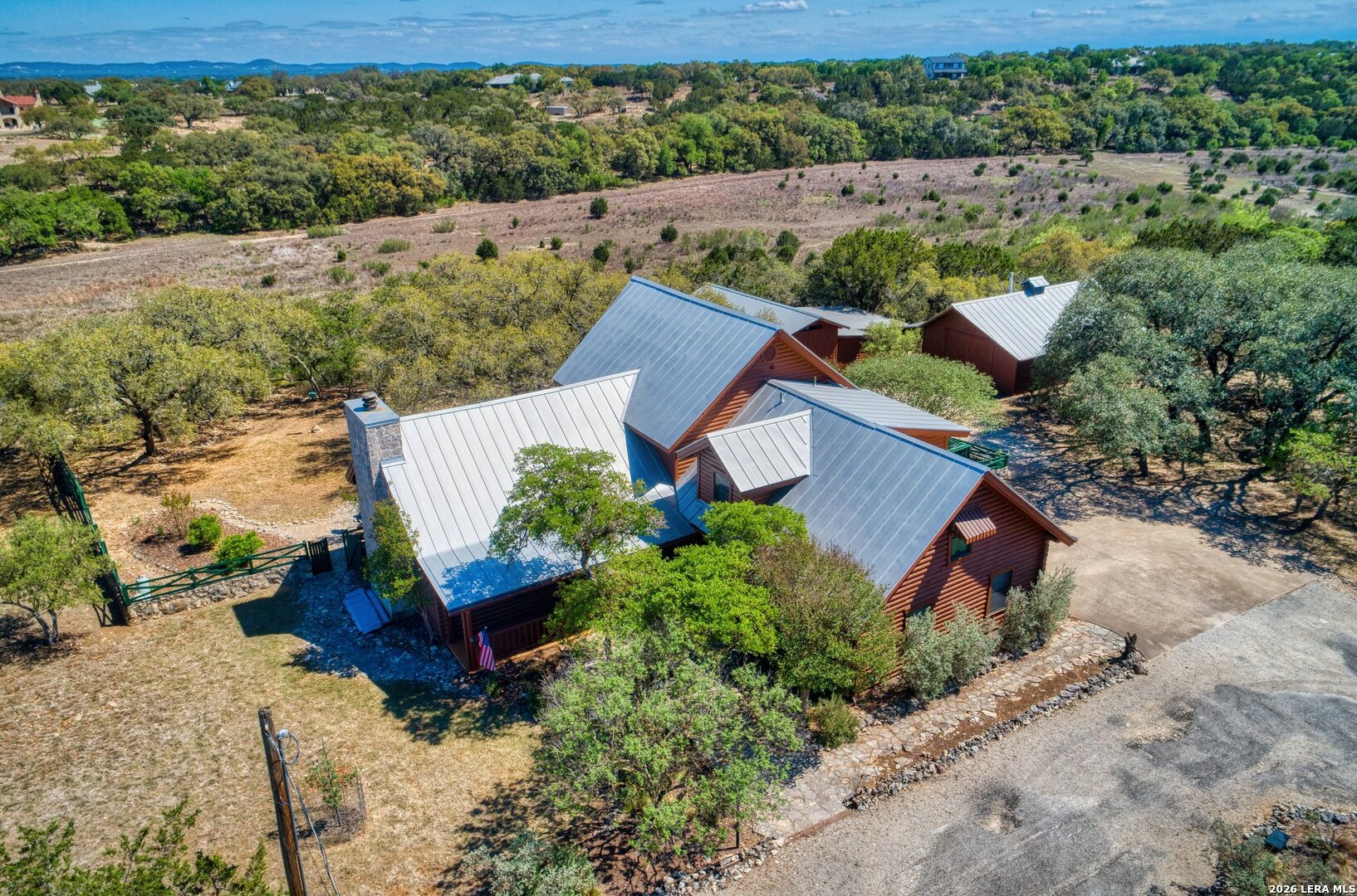 513 River View Drive — photo