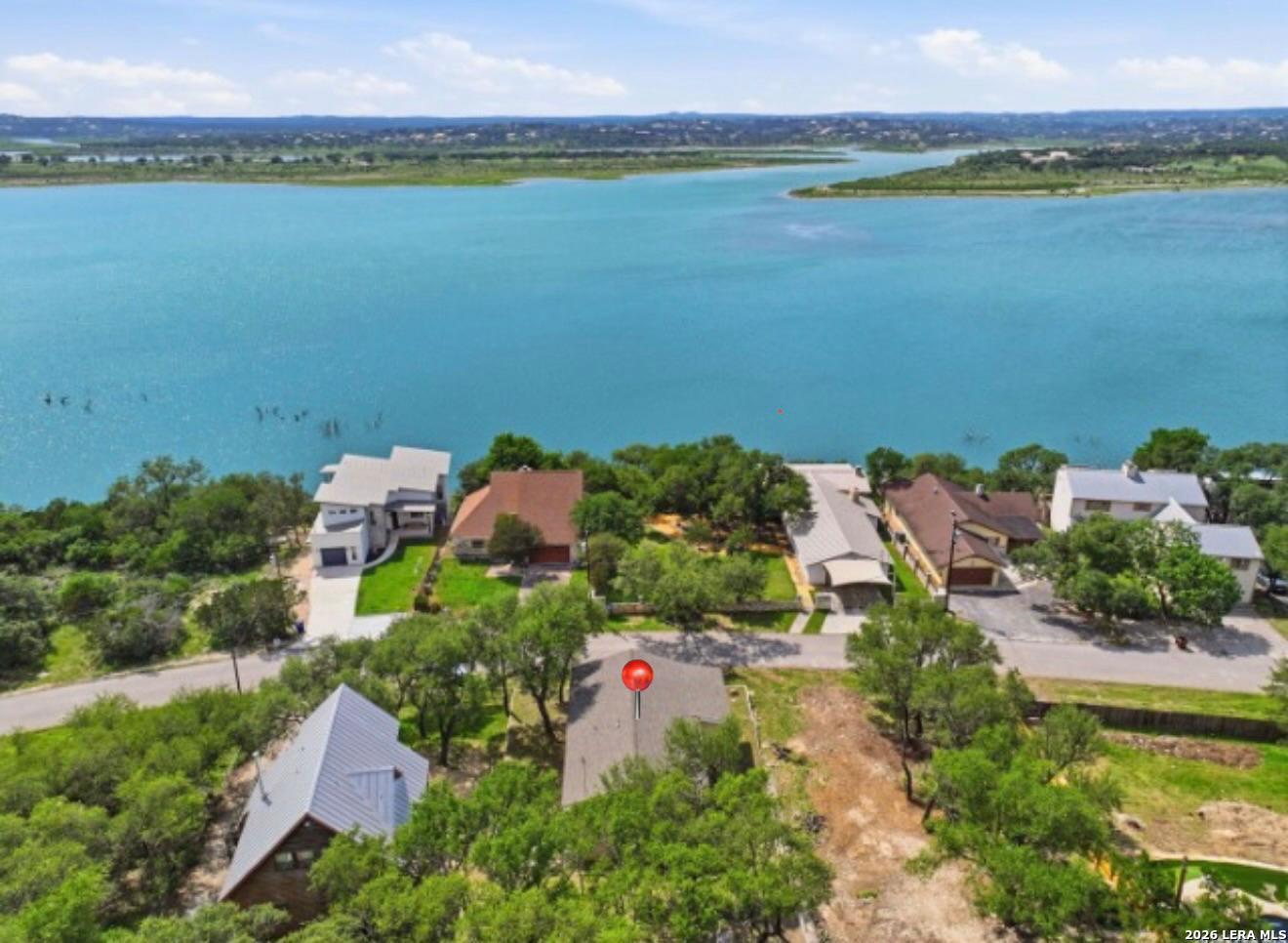 2200 Glenn — photo