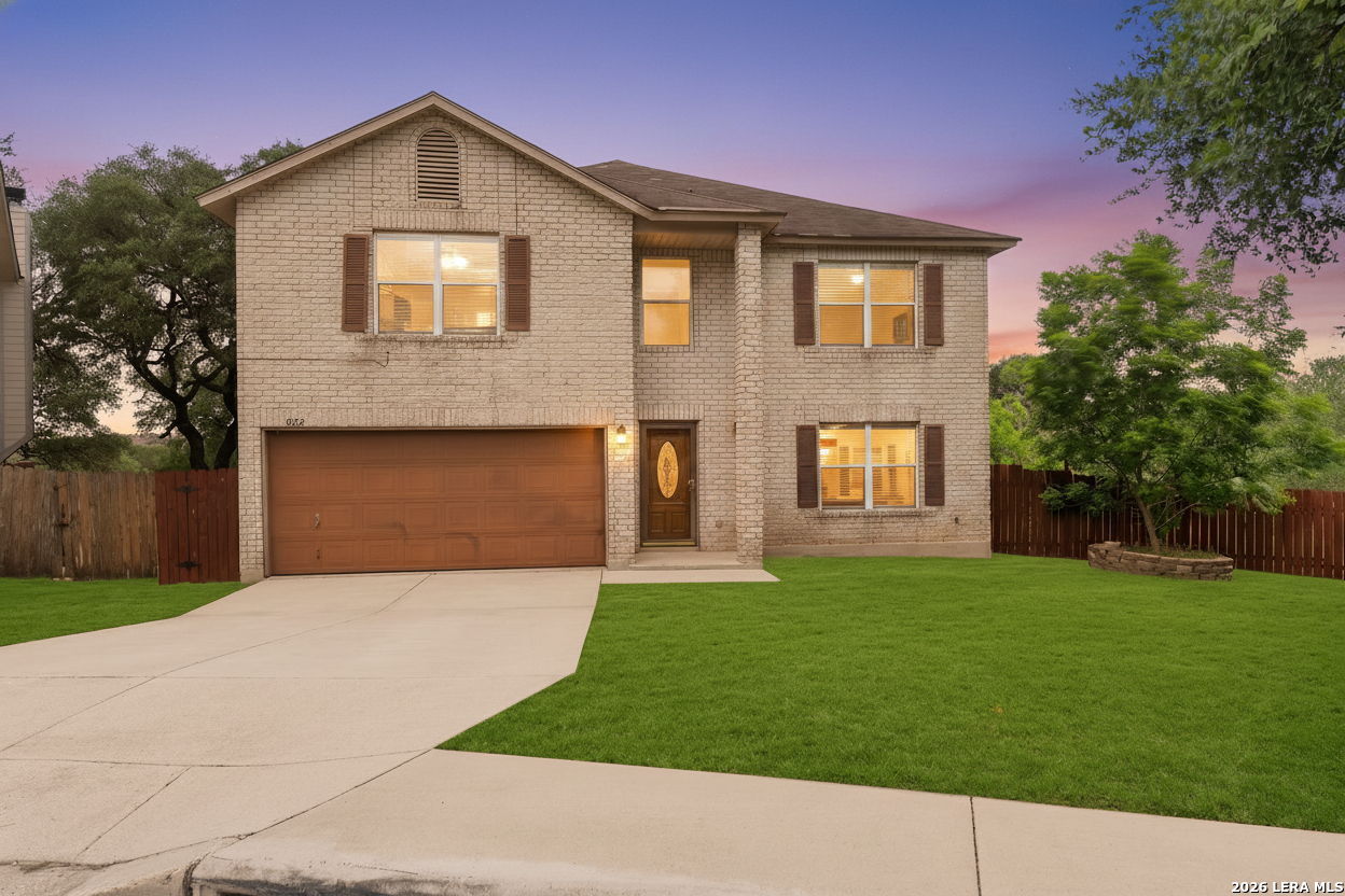 822 Empresario Drive — photo