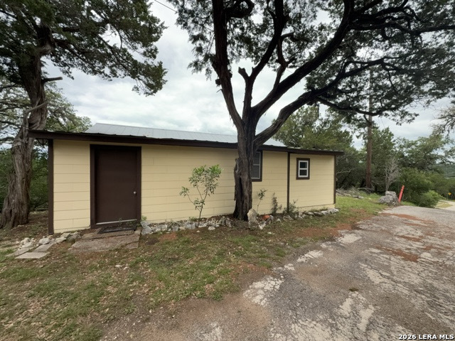 184 Paradise Lane — photo