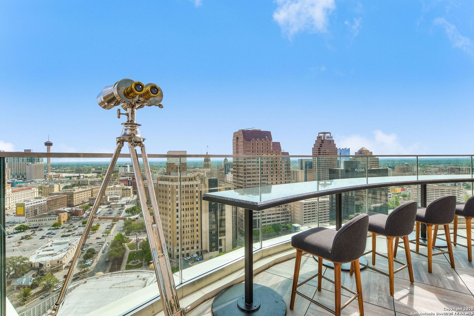 123 Lexington Apt 1703 — photo