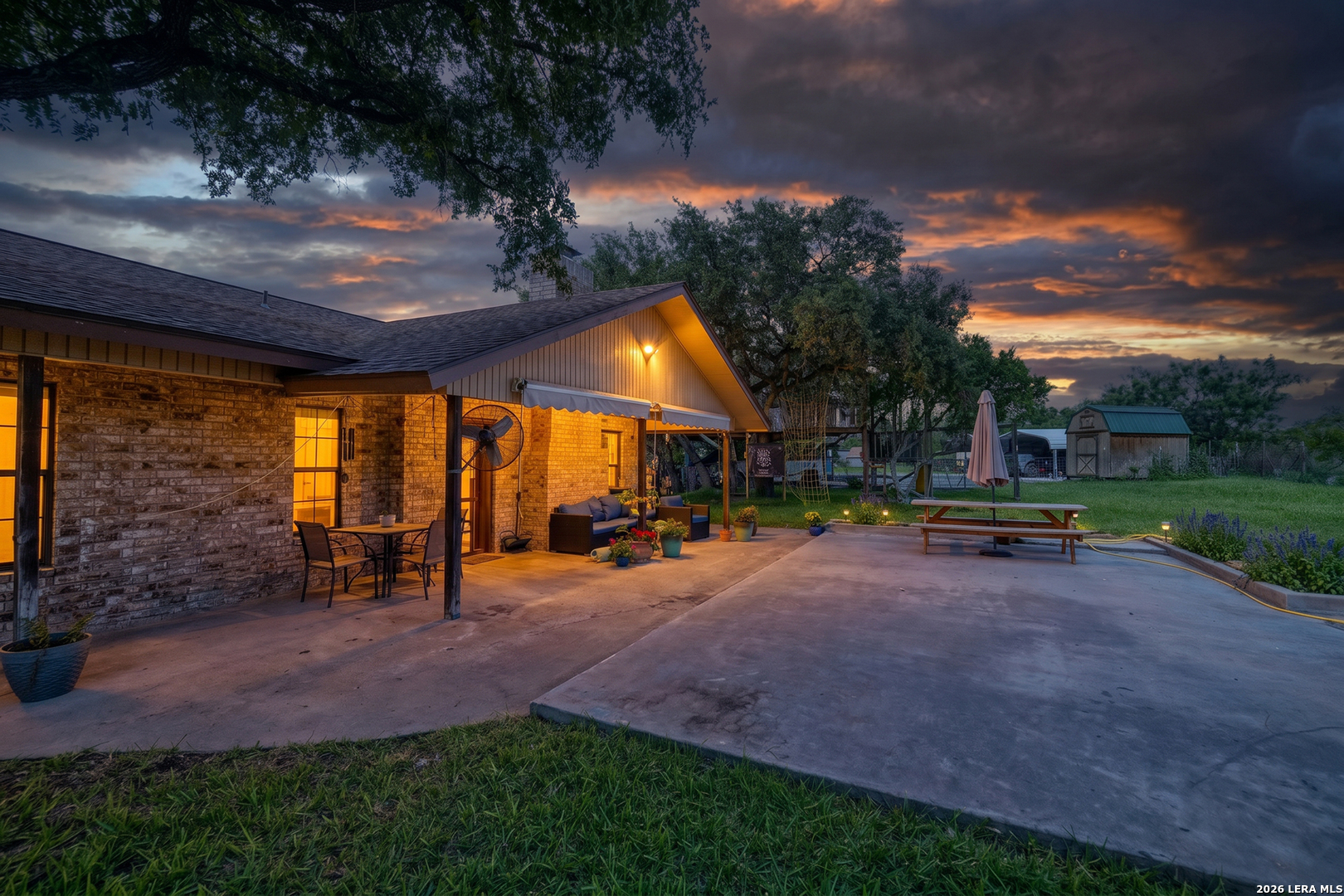 335 Sunset Ridge, Uvalde, TX 78801 — photo 2