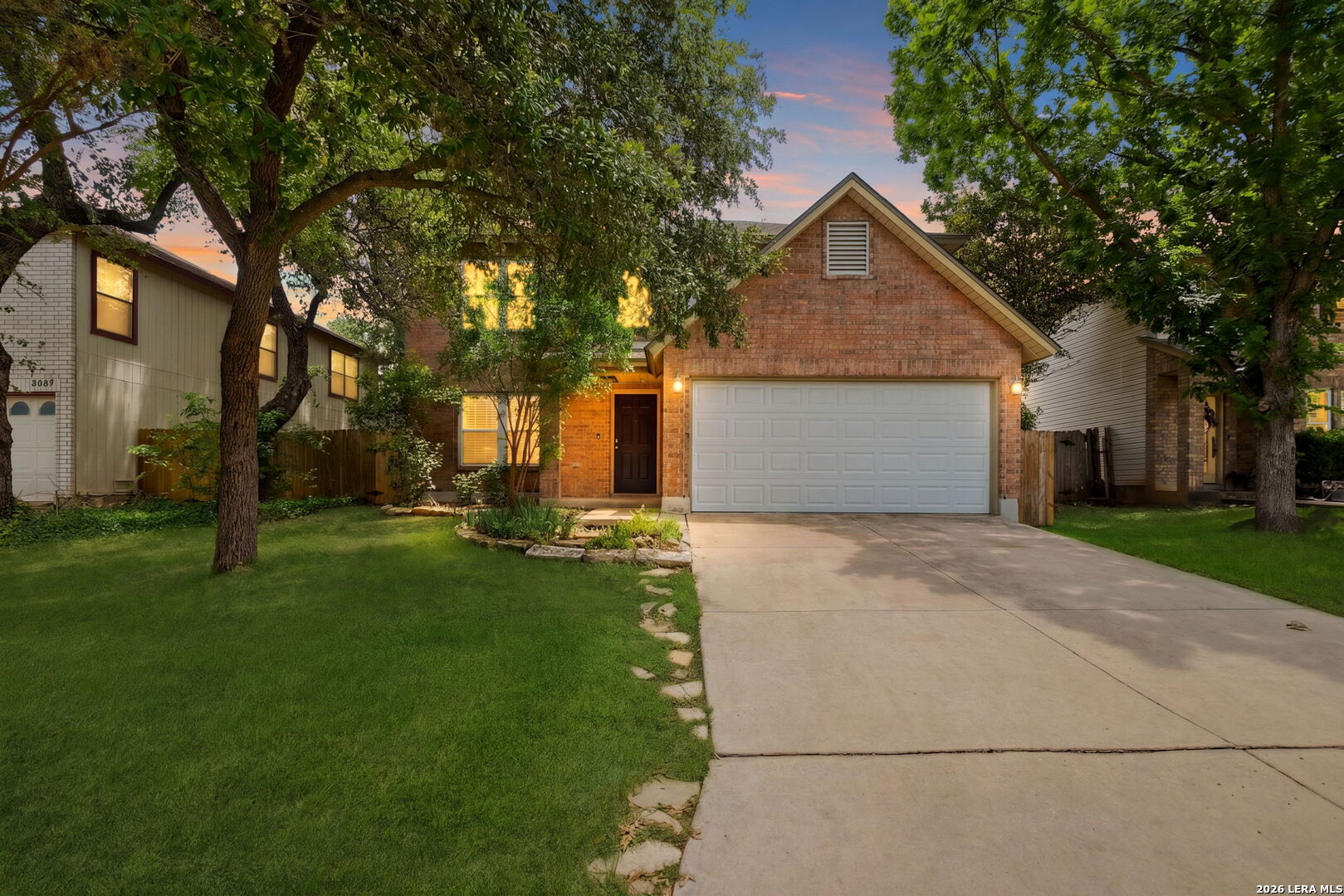 9406 Silverfeather — photo