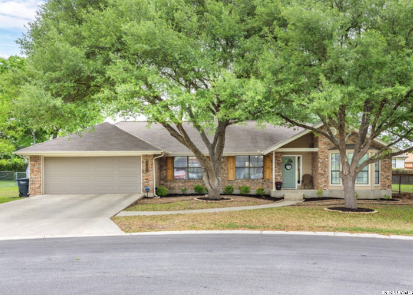 1420 Devin Drive — photo
