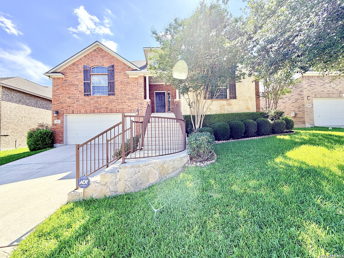 2415 Cortona Mist — photo