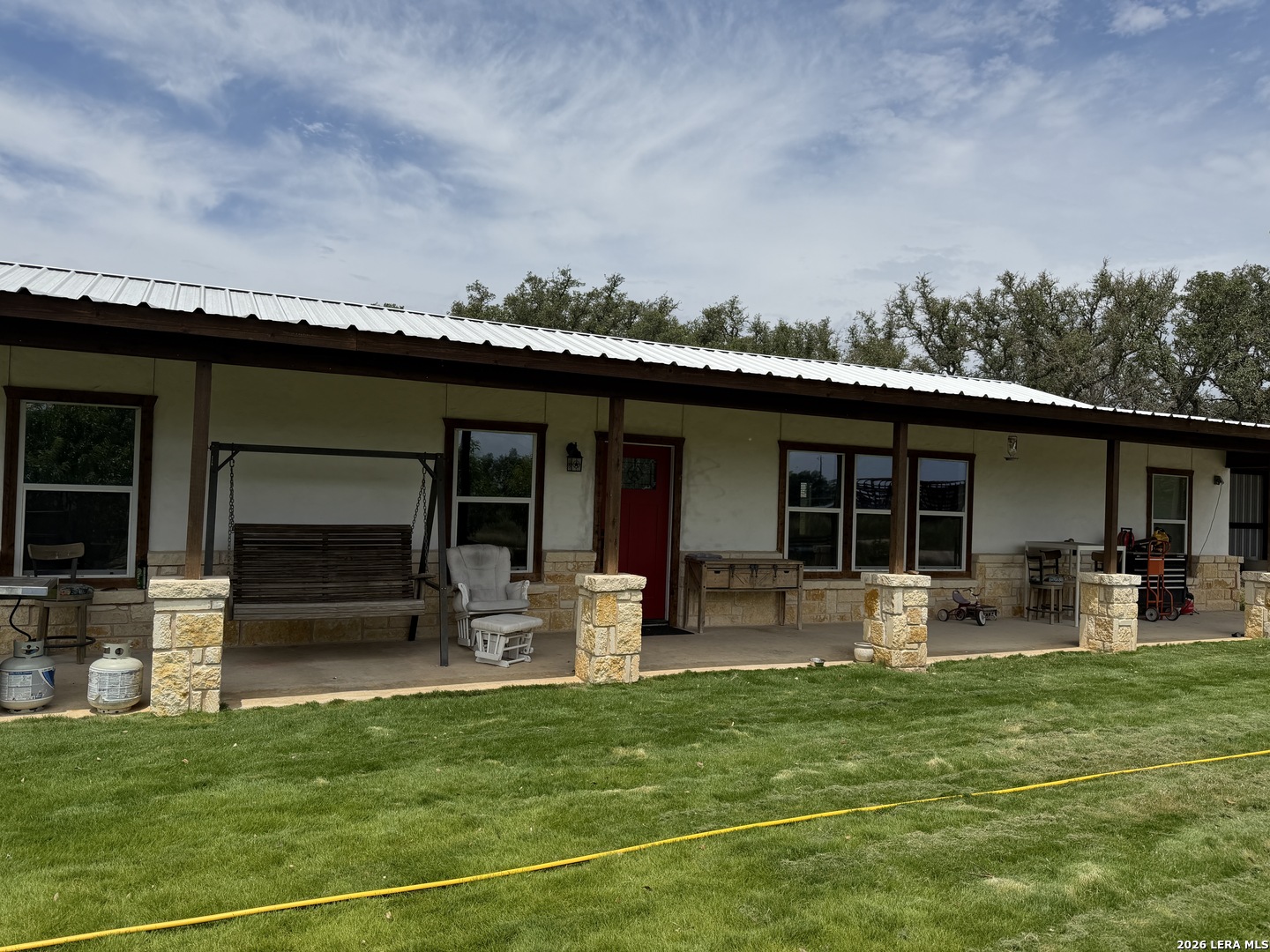 1812 Unit B CR 240 — photo