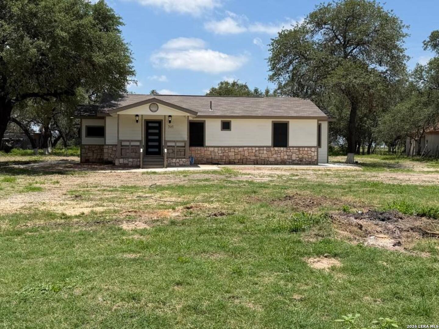 505 Nottingham Drive — photo