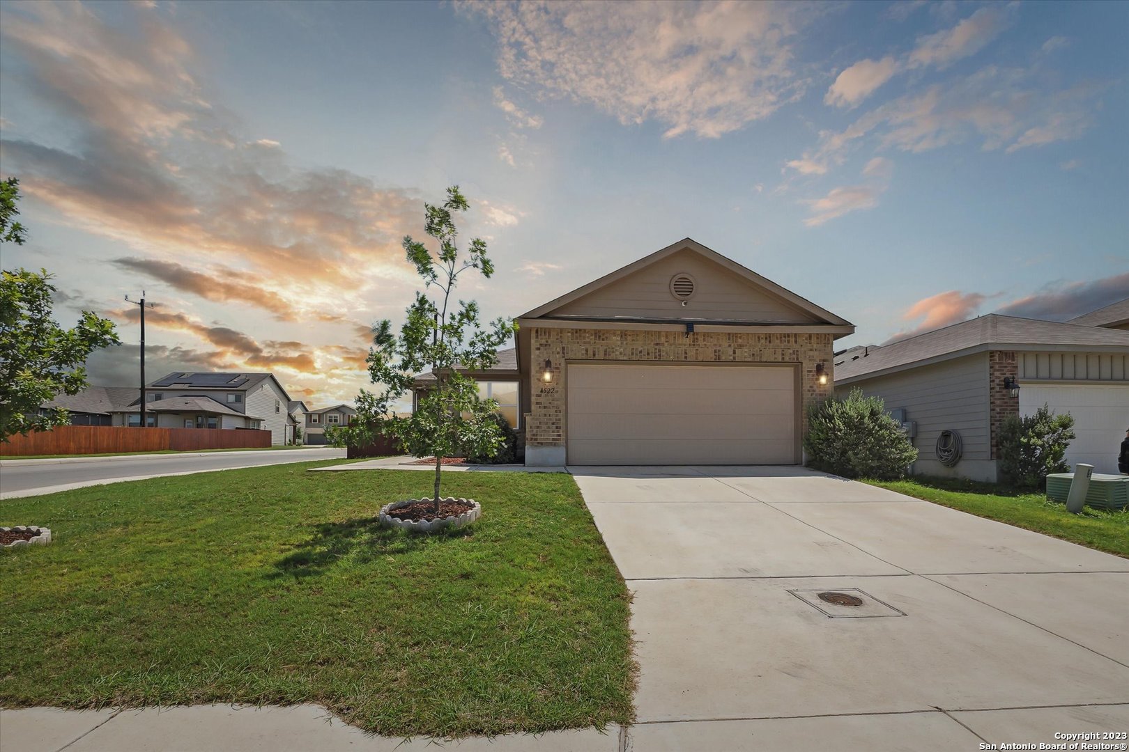 4522 Heathers Cross — photo