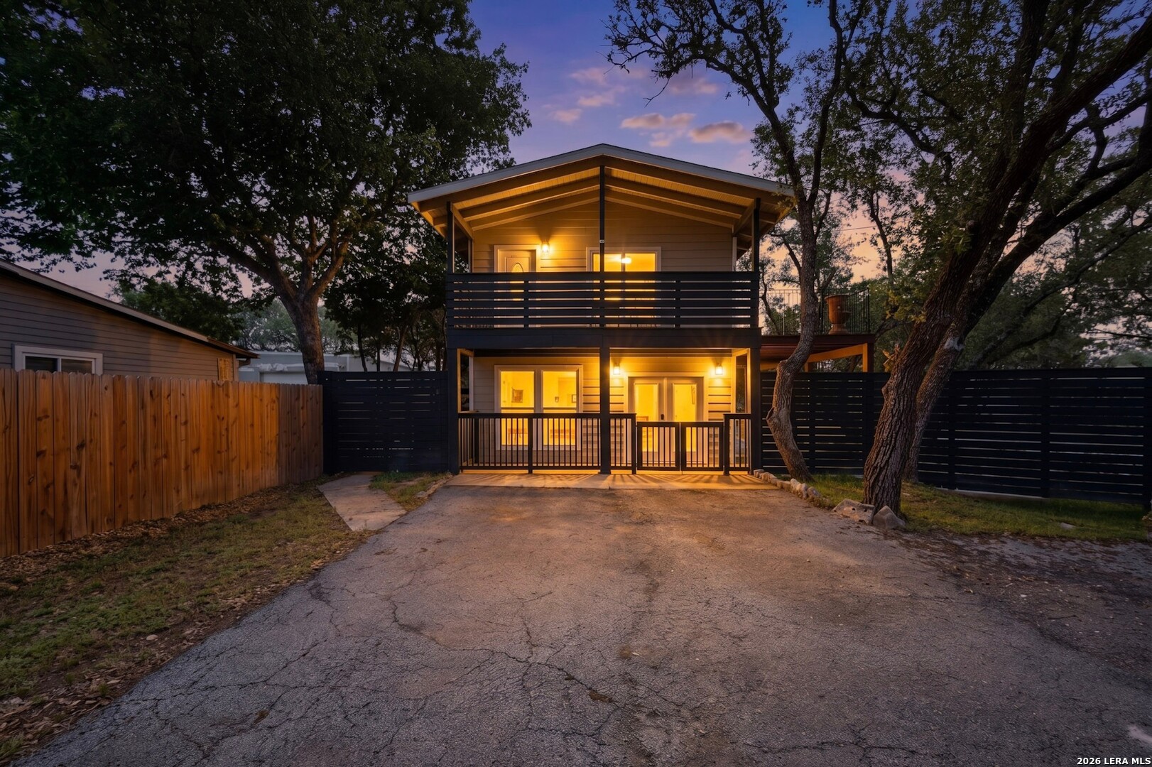 1070 Timberlane Drive — photo