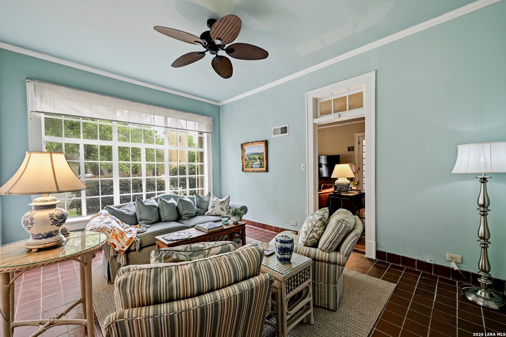 403 E Bowie, Luling, TX 78648 — photo 3