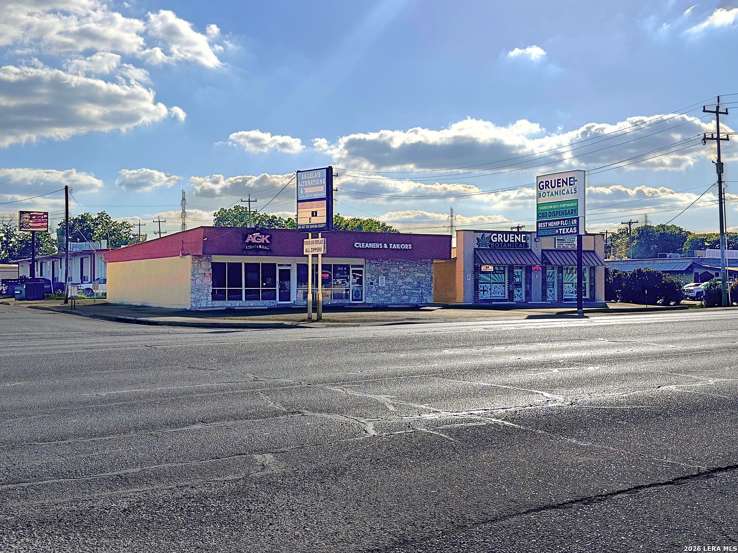 609 Pat Booker Road — photo