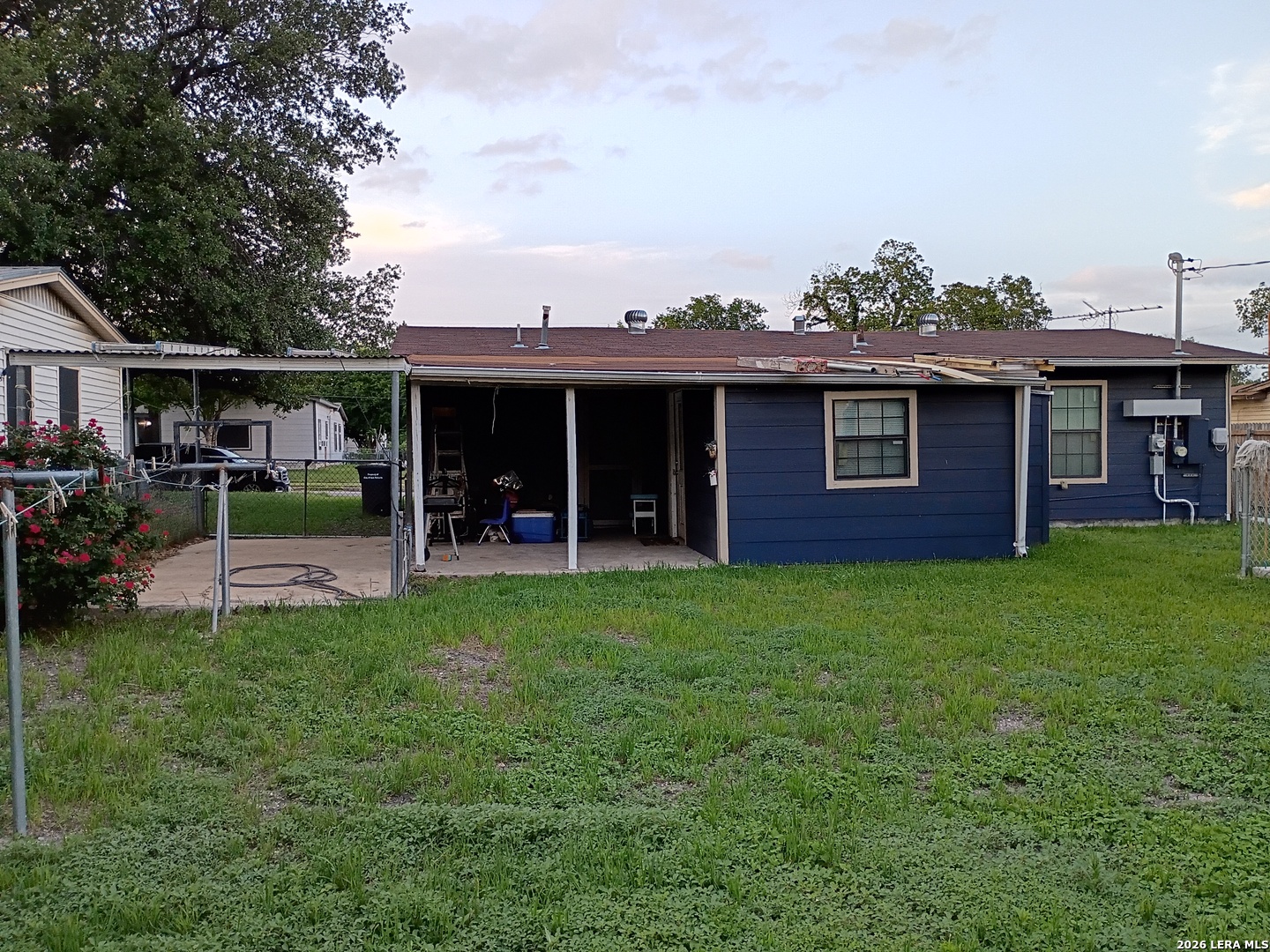 350 Pilgrim Drive — photo