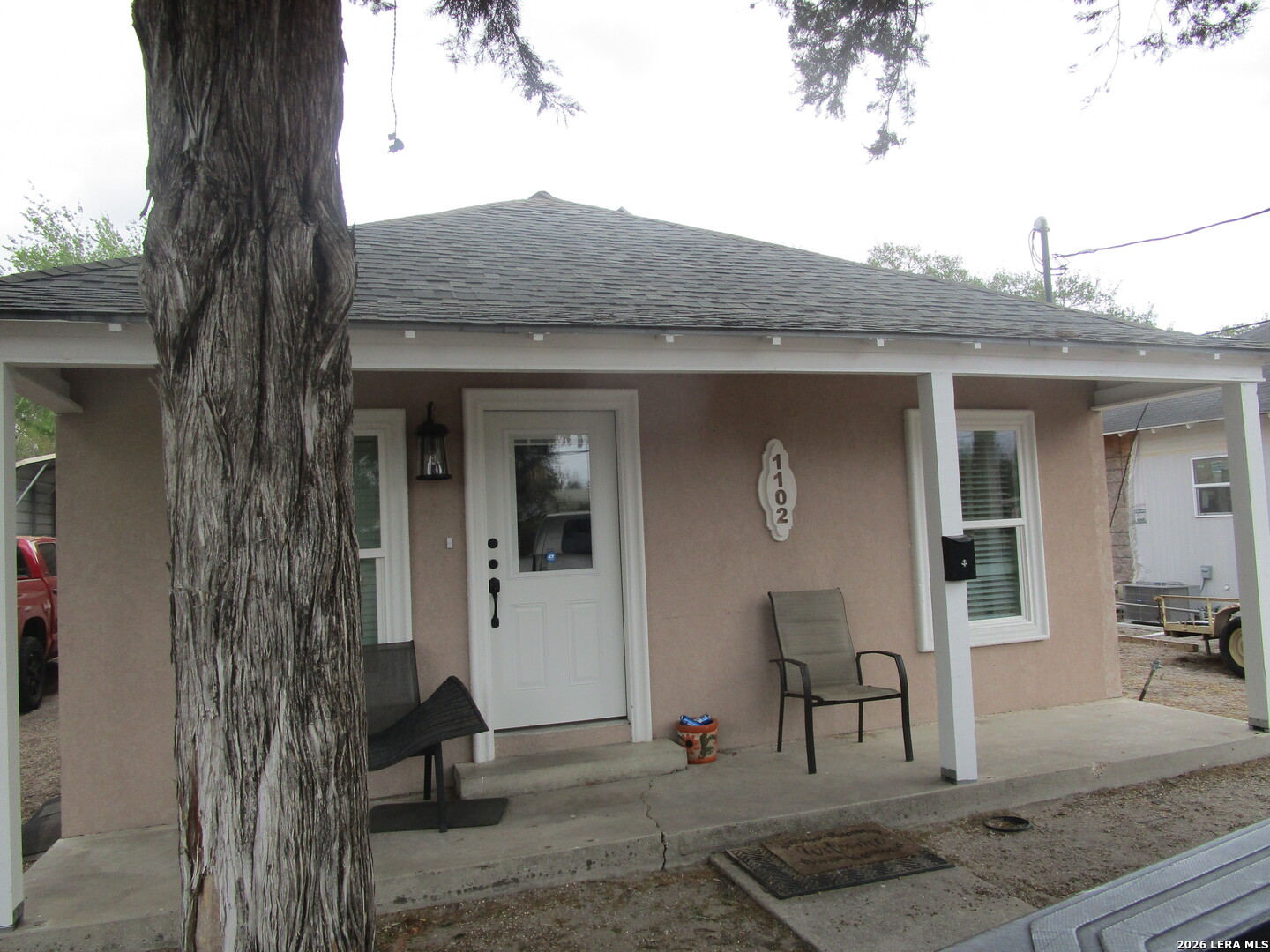 1102 N Saint Marys Street — photo