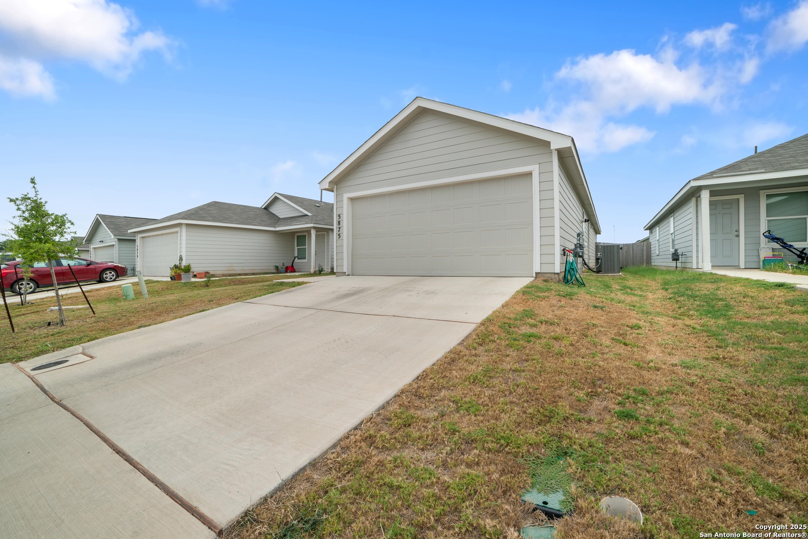 5875 Coahulia Rdg, Seguin, TX 78155 — photo 2