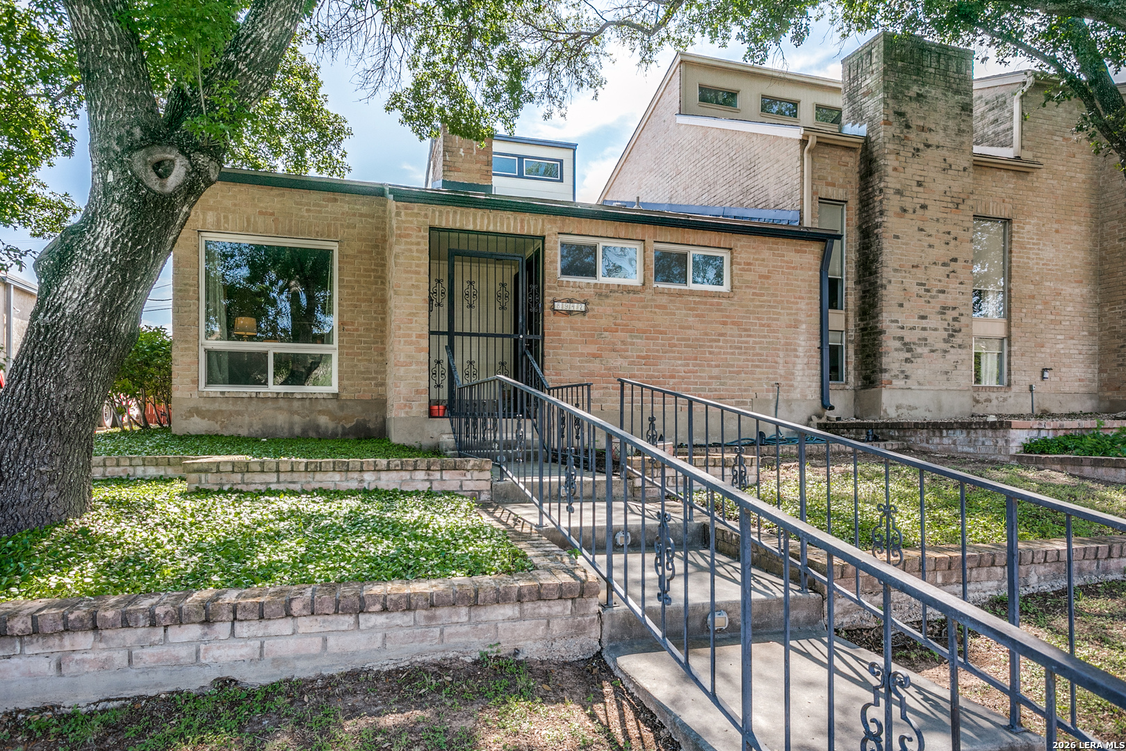 8942 Willmon Way, San Antonio, TX 78239 — photo 2