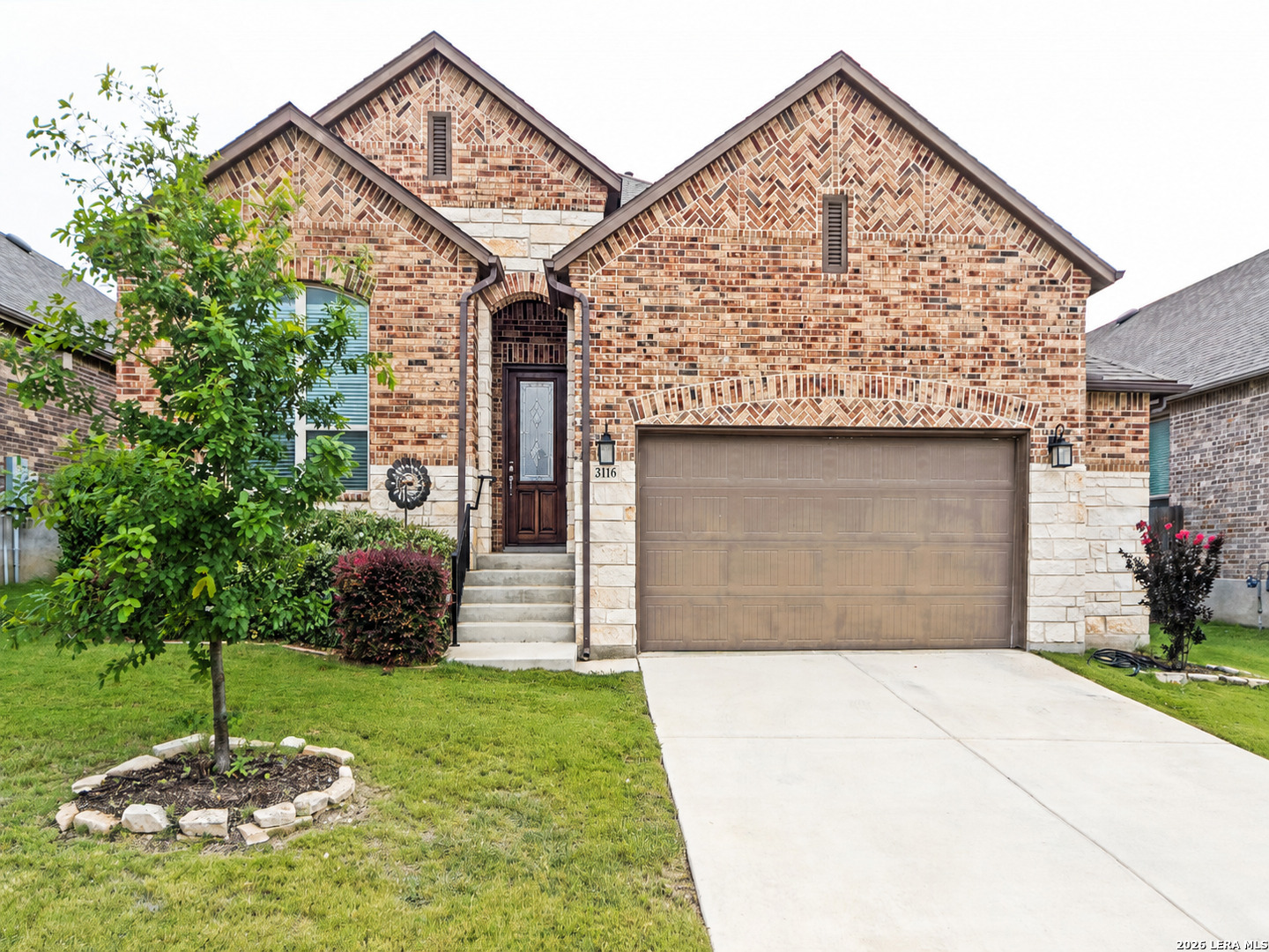 3116 Skipton Park — photo