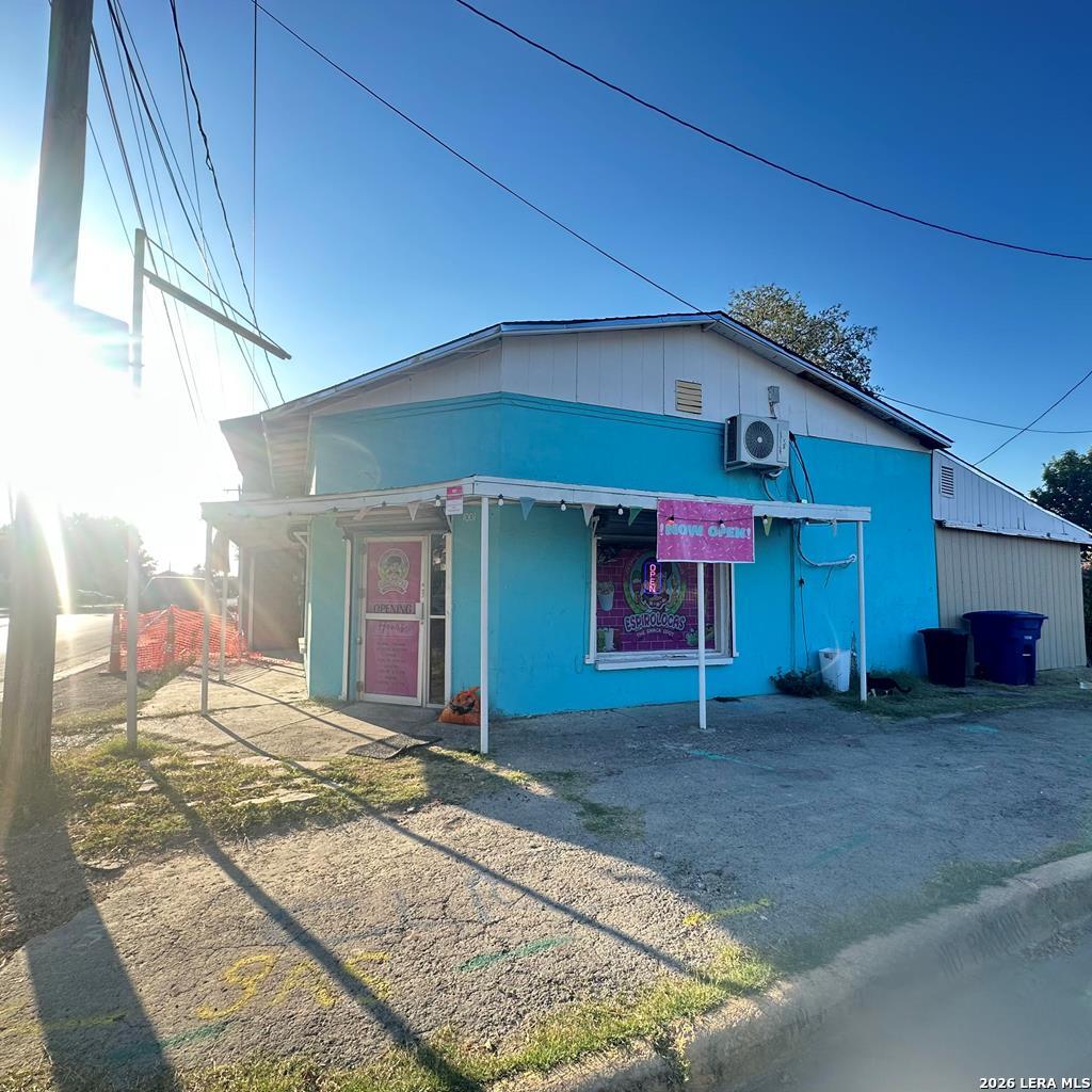 1001 Arlington Street — photo