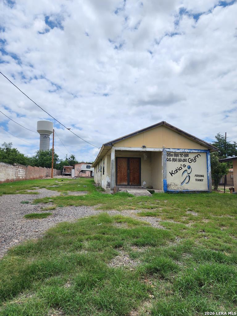 876 S Casales N/A — photo