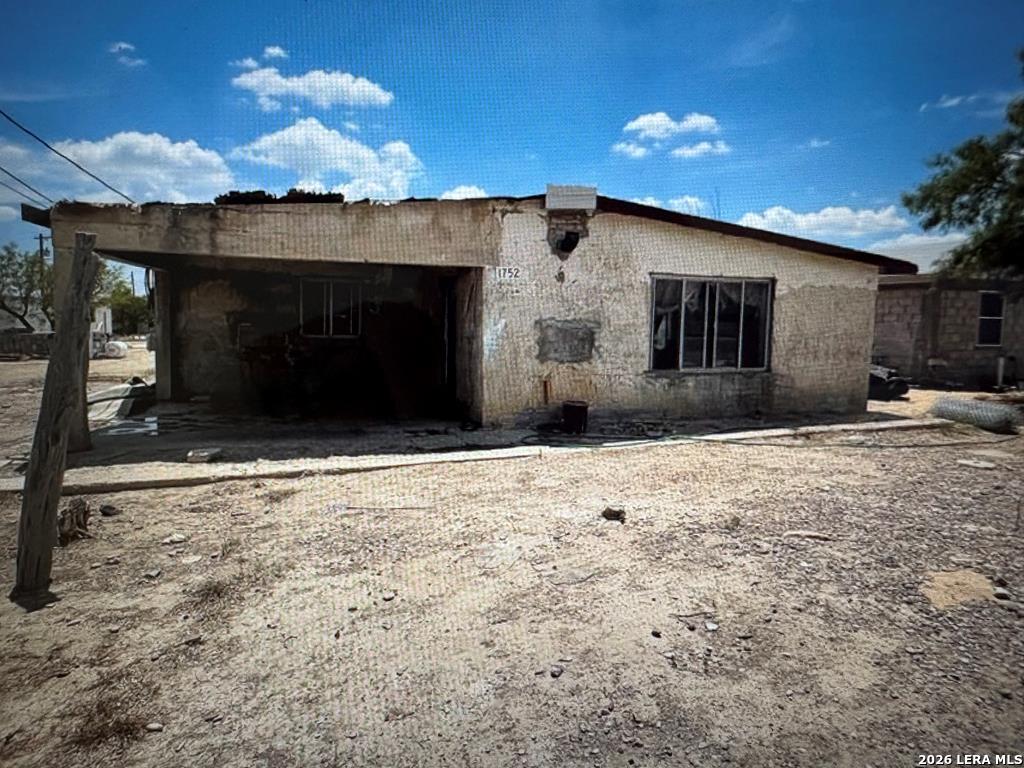 1752 Avenida Encuentro — photo