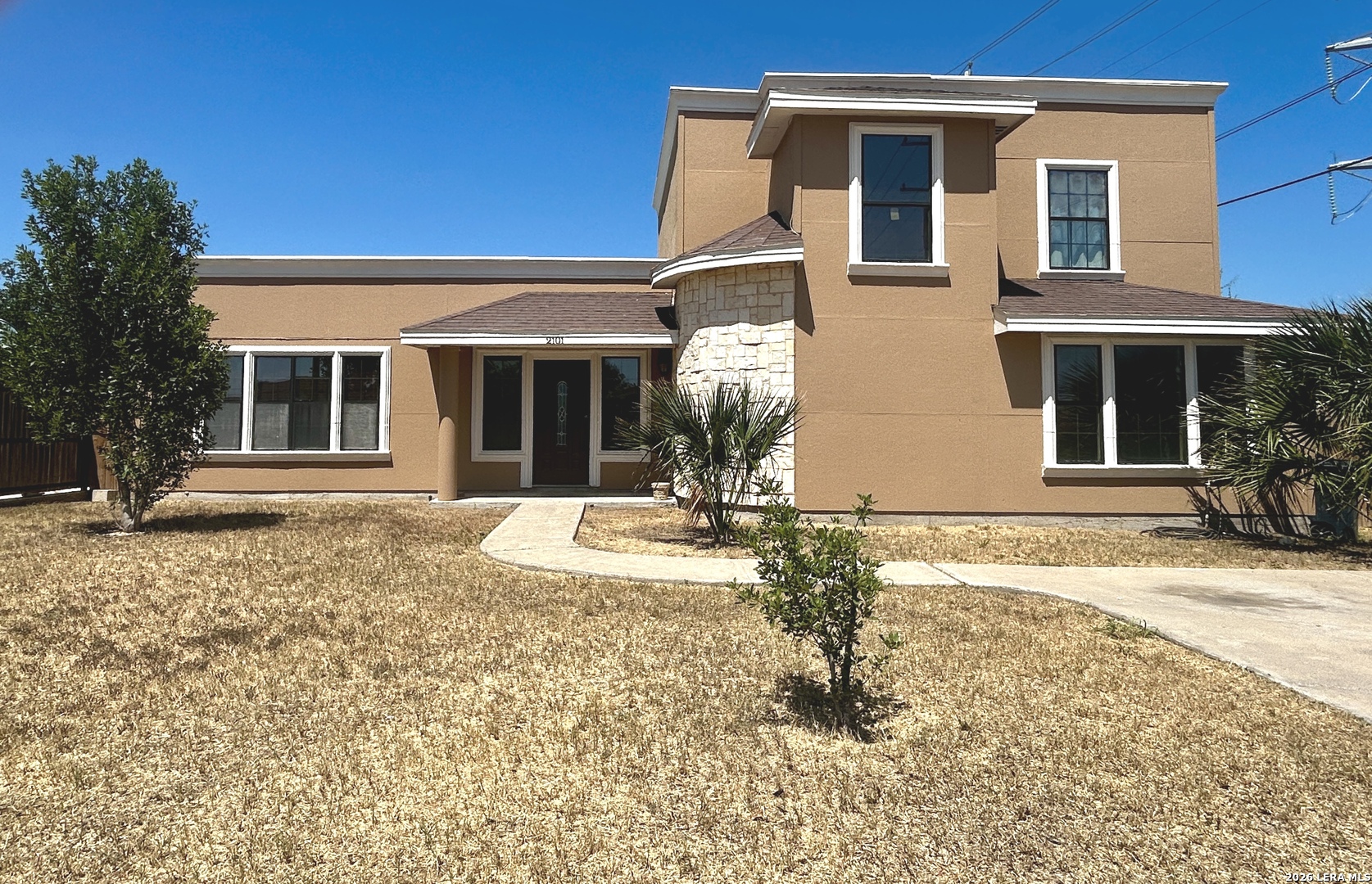 2101 Pershing Circle — photo