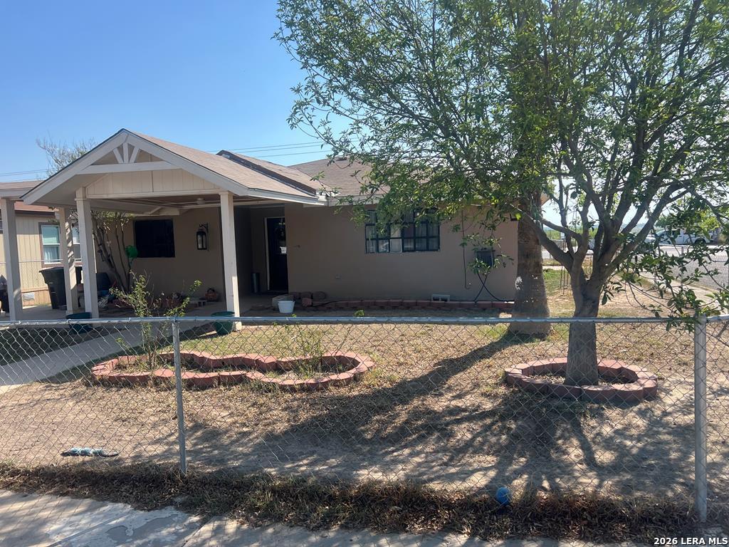 104 Sahara Drive — photo