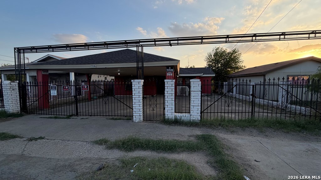 1558 Eidson Road, Eagle Pass, TX 78852 — photo 2