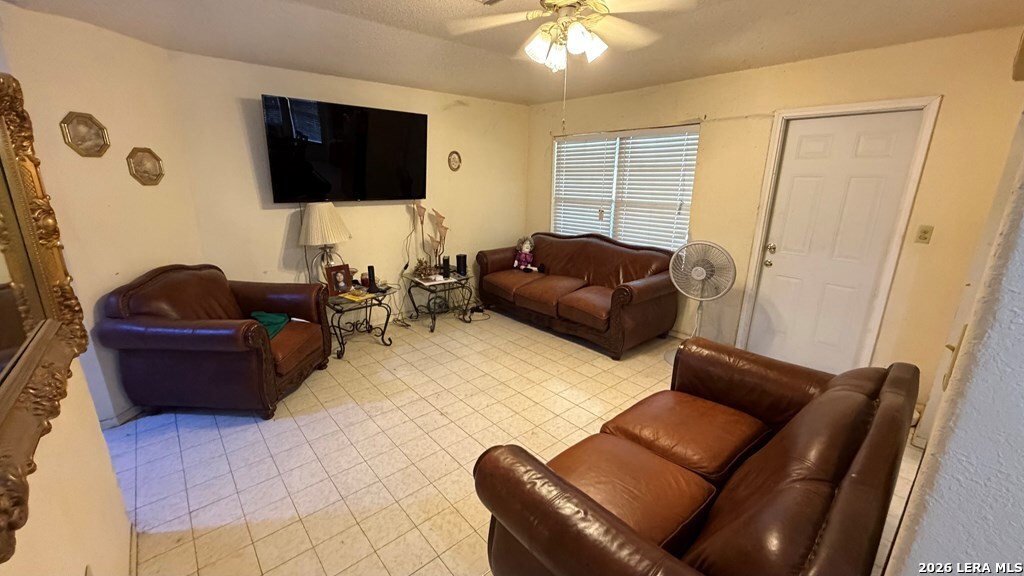 1558 Eidson Road, Eagle Pass, TX 78852 — photo 3